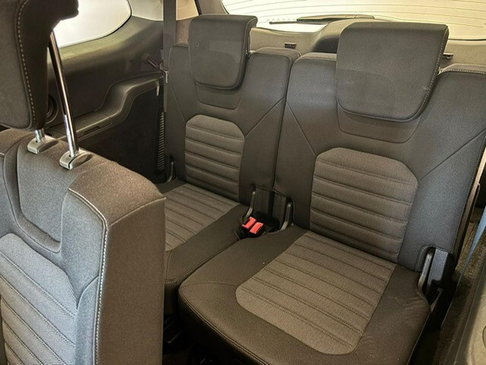 Ford Galaxy Titanium 7-Sitzer (2020) - Foto 13