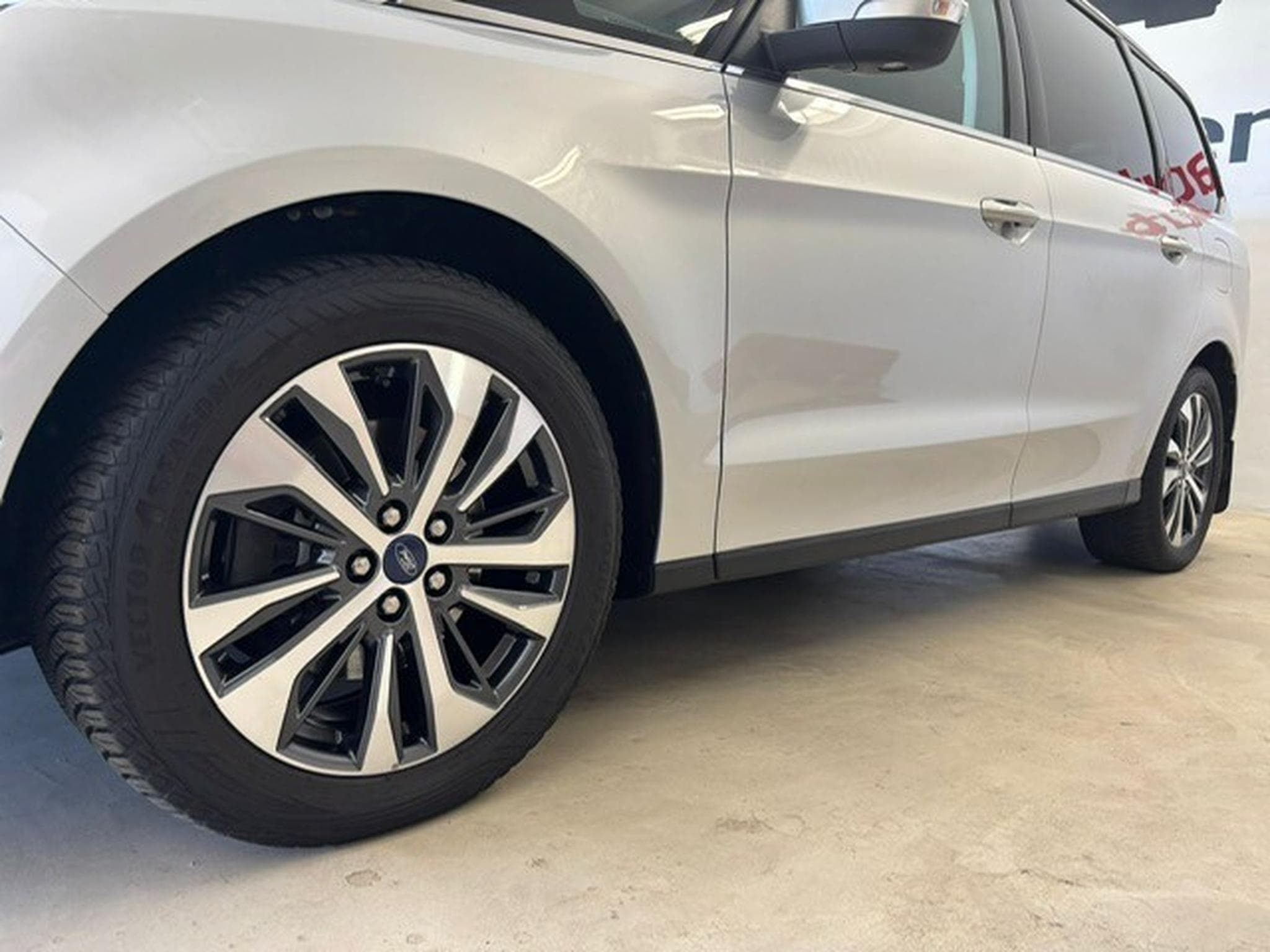 Ford Galaxy Titanium 7-Sitzer (2020) - Foto 7