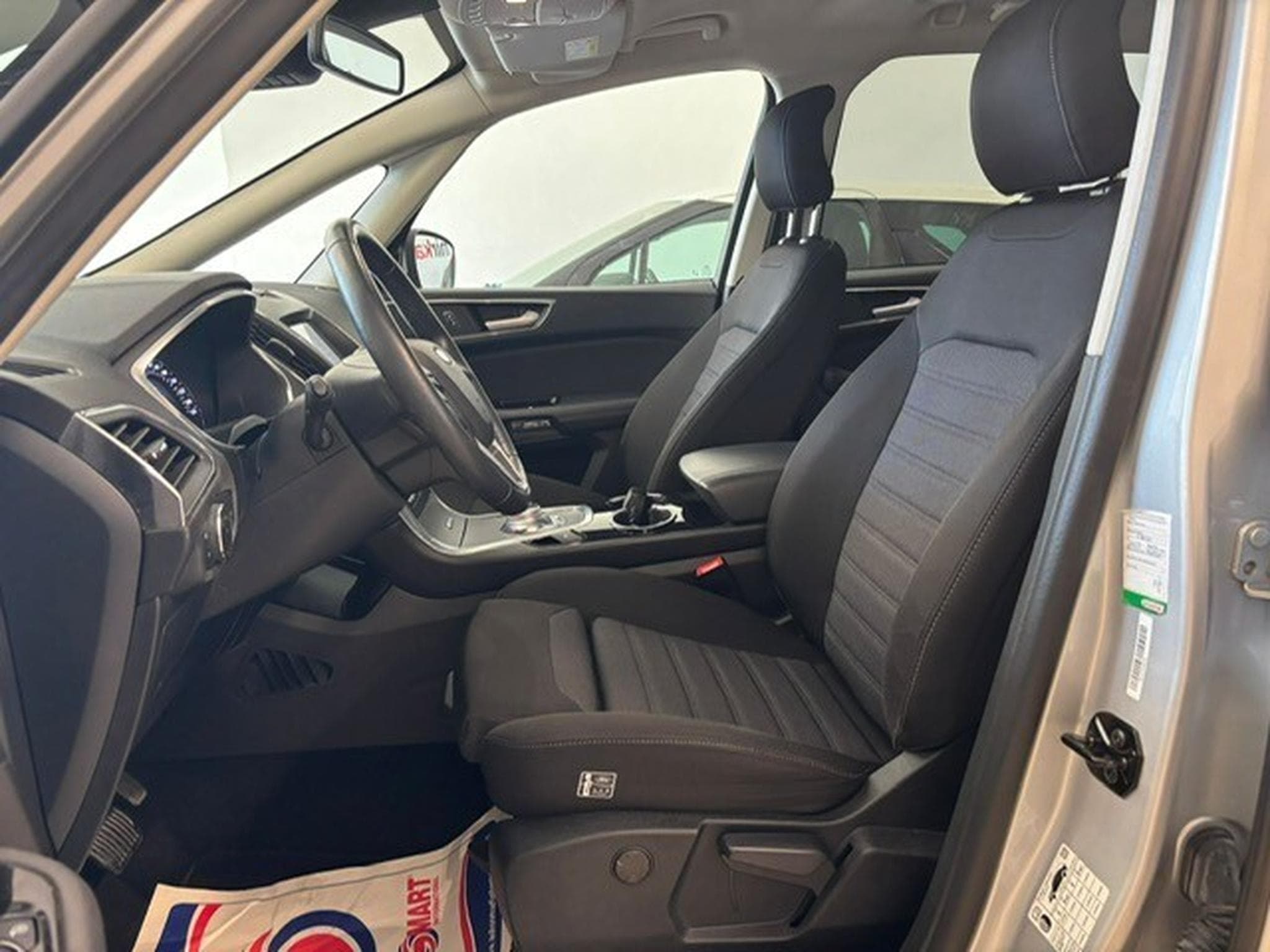 Ford Galaxy Titanium 7-Sitzer (2020) - Foto 11