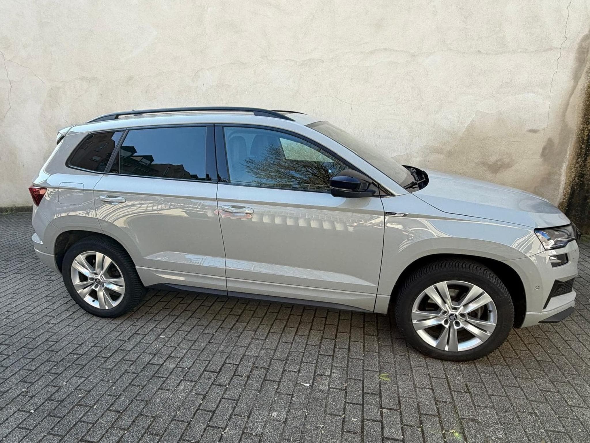 Skoda Karoq Sportline/DSG/4x4/Pano/Camera/ACC/Towbar (2023) - Photo 4