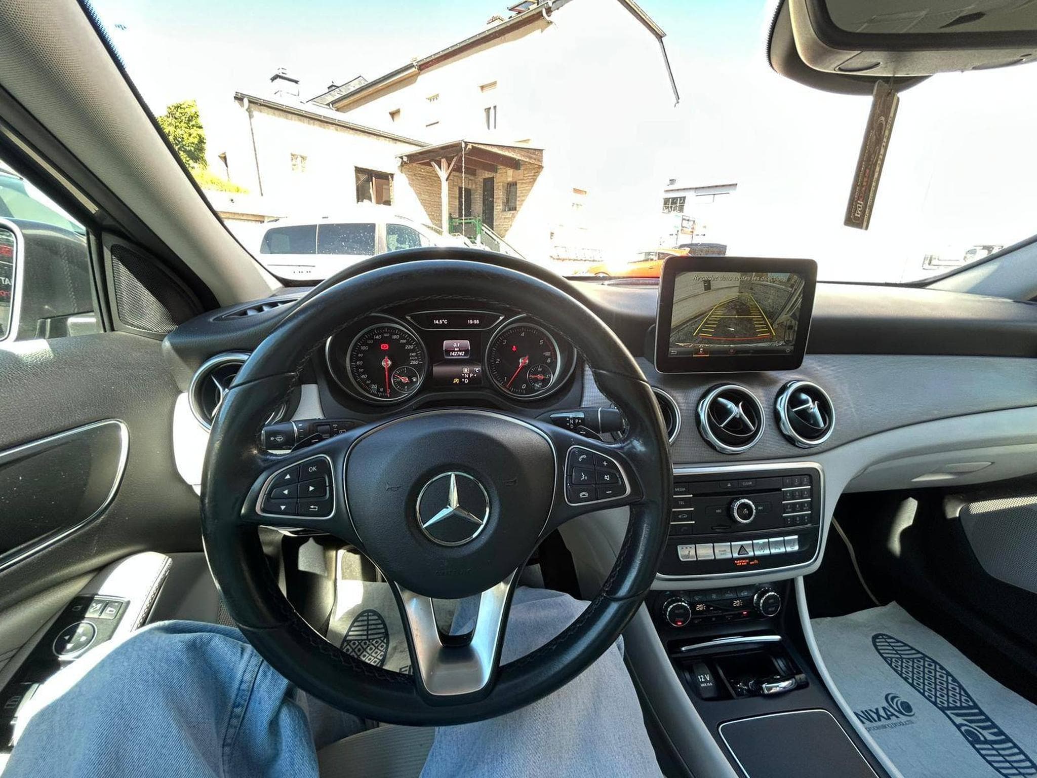 Mercedes GLA 200 CDI 7G-TRONIC 136CV (2017) - Photo 14