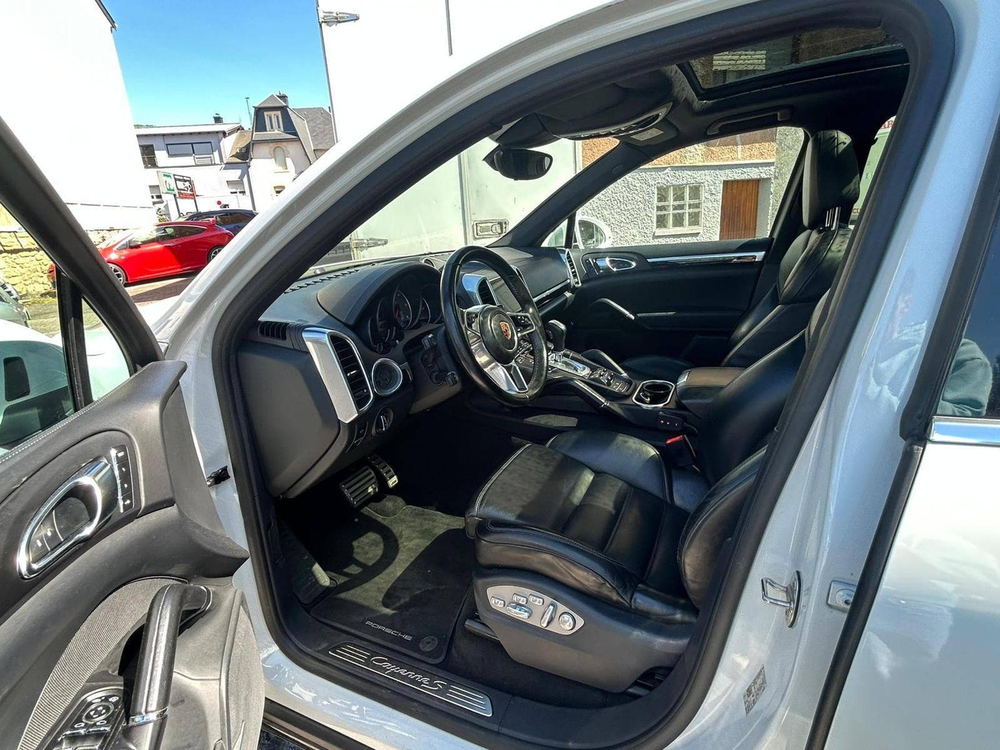 Porsche Cayenne S 4.2 TDI 385CV PANORAMA 21" (2016) - Photo 8