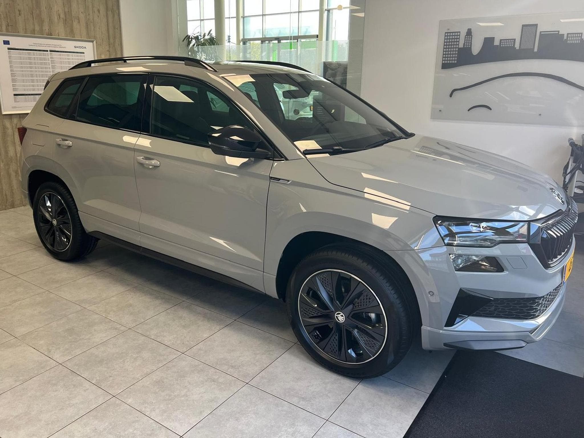 Skoda Karoq Sportline/DSG/4x4/Pano/Camera/ACC/Towbar (2023) - Photo 15