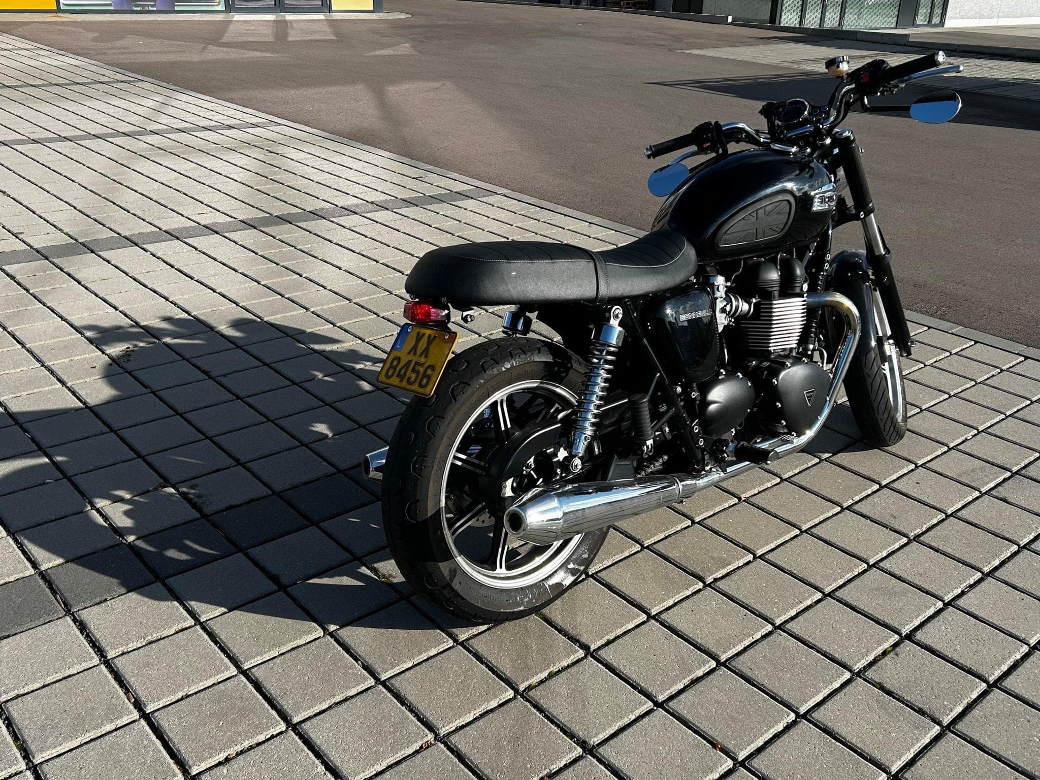 Triumph Bonneville 865cc (2018) - Photo 1