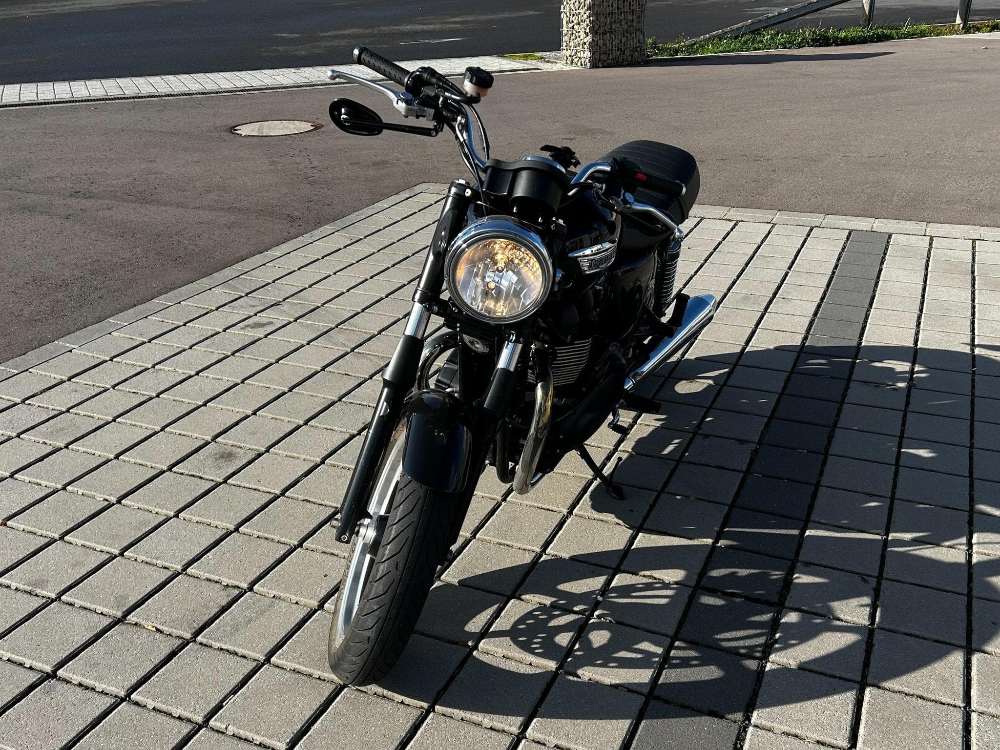 Triumph Bonneville 865cc (2018) - Photo 3