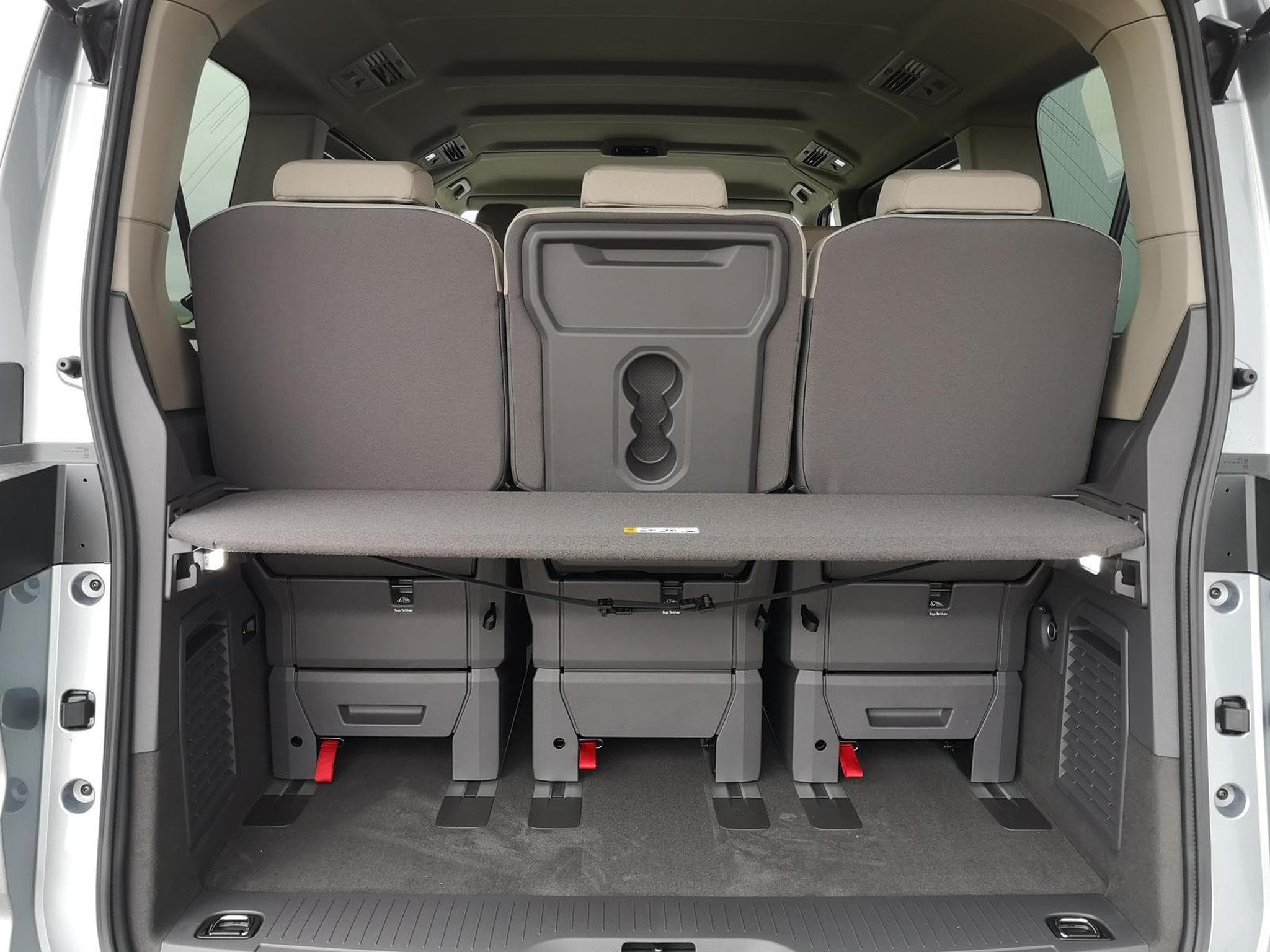 VW T7 Sport Edition (2026) - Foto 12