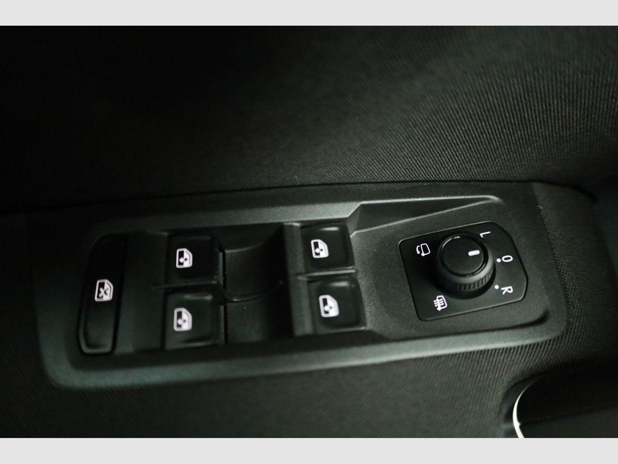 VW Touran Comfortline BMT/Start-Stopp (2026) - Foto 7