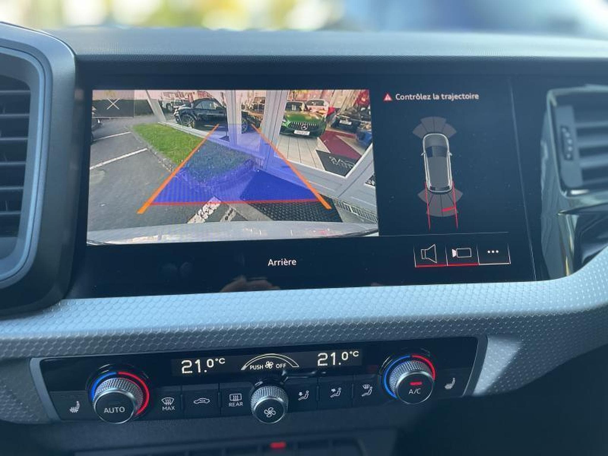 Audi A1 Sportback 30 TFSI S-tronic S-Line (2021) - Foto 12