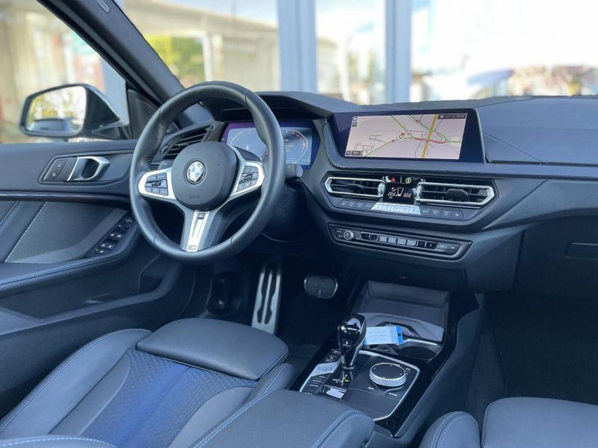 BMW 218 Gran Coupé i Pack M Auto Frozen Grey Toit Ouvrant (2024) - Photo 14