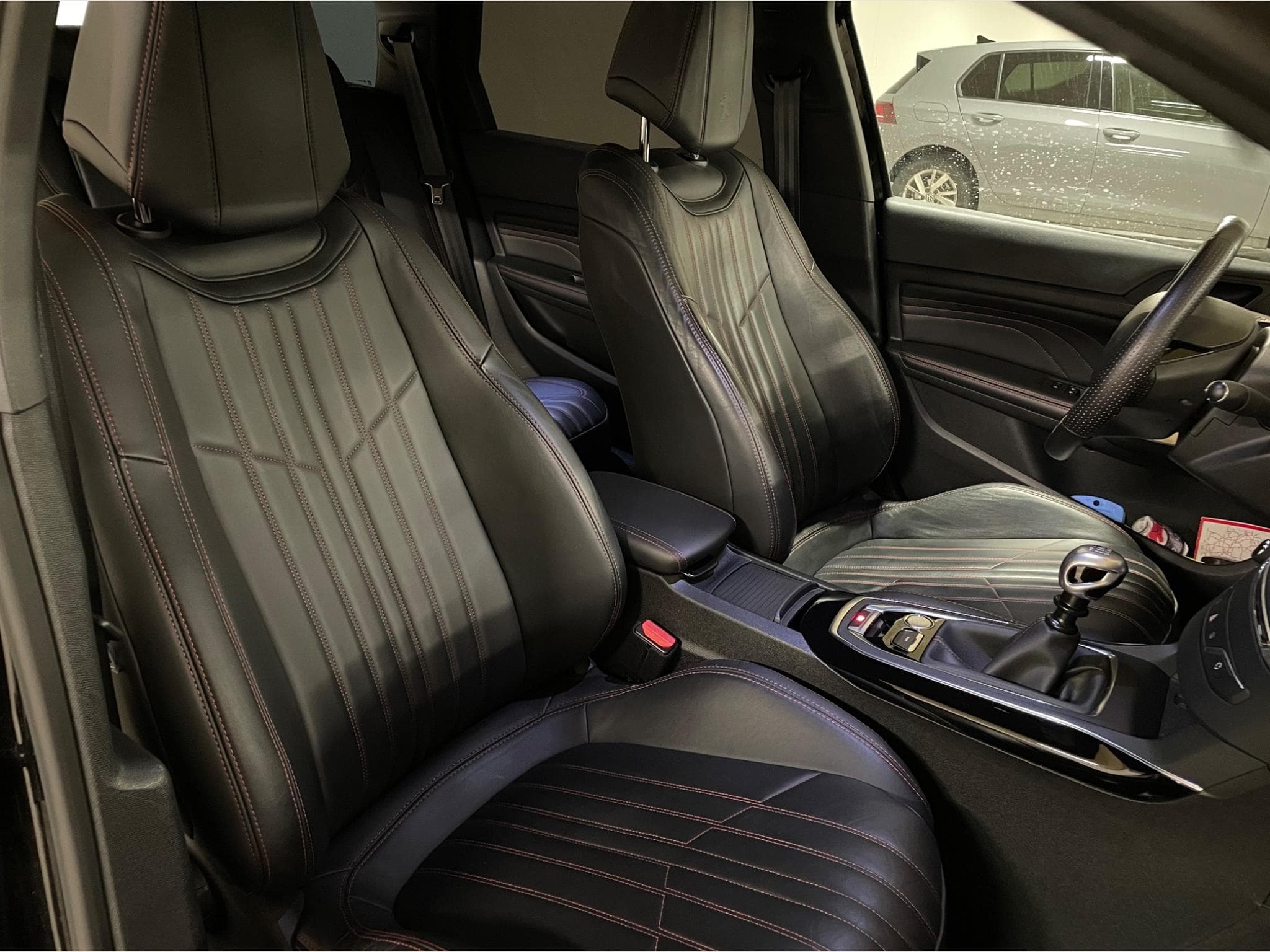 Peugeot 308 sw GT (2017) - Photo 3