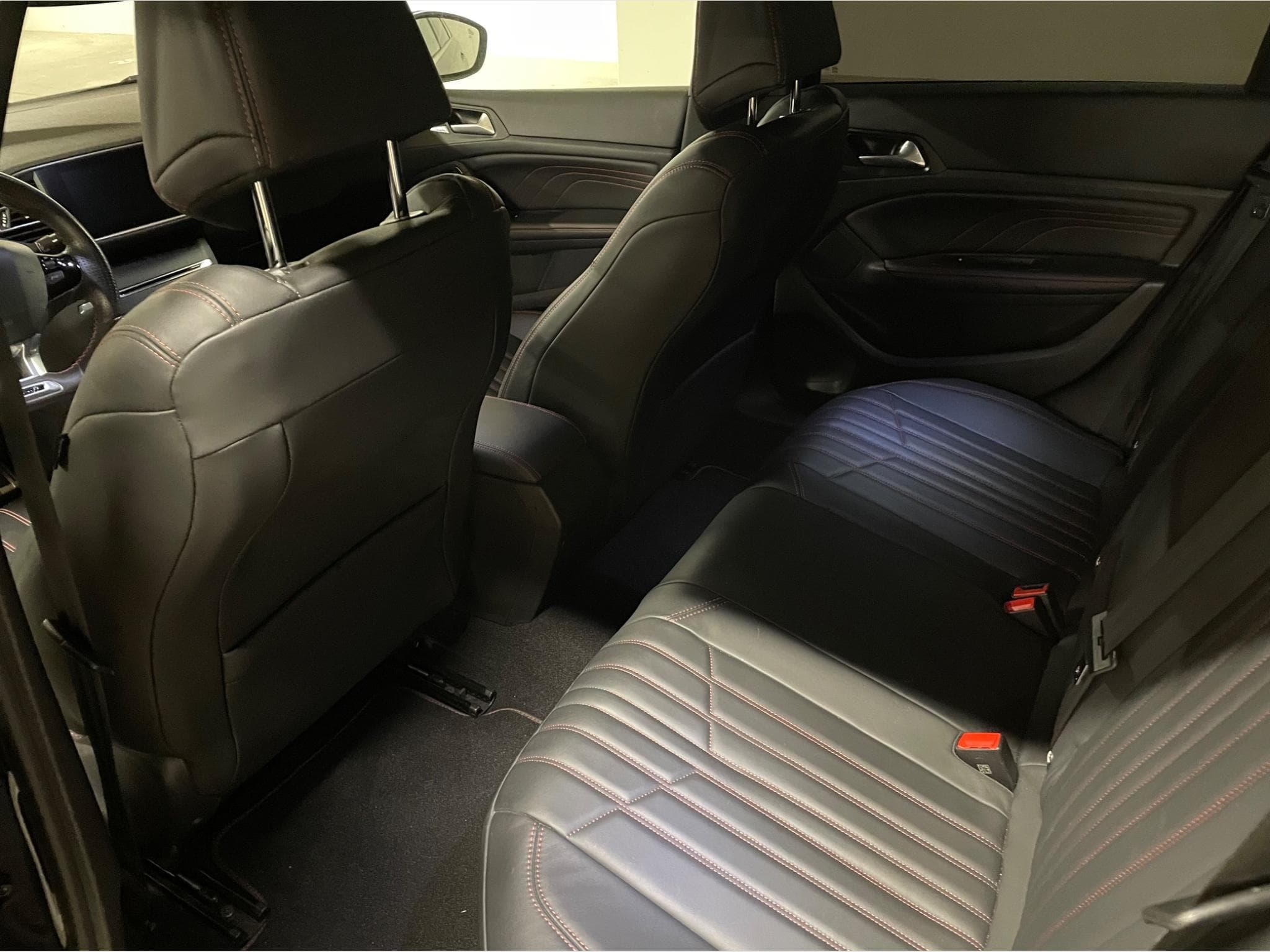 Peugeot 308 sw GT (2017) - Photo 5