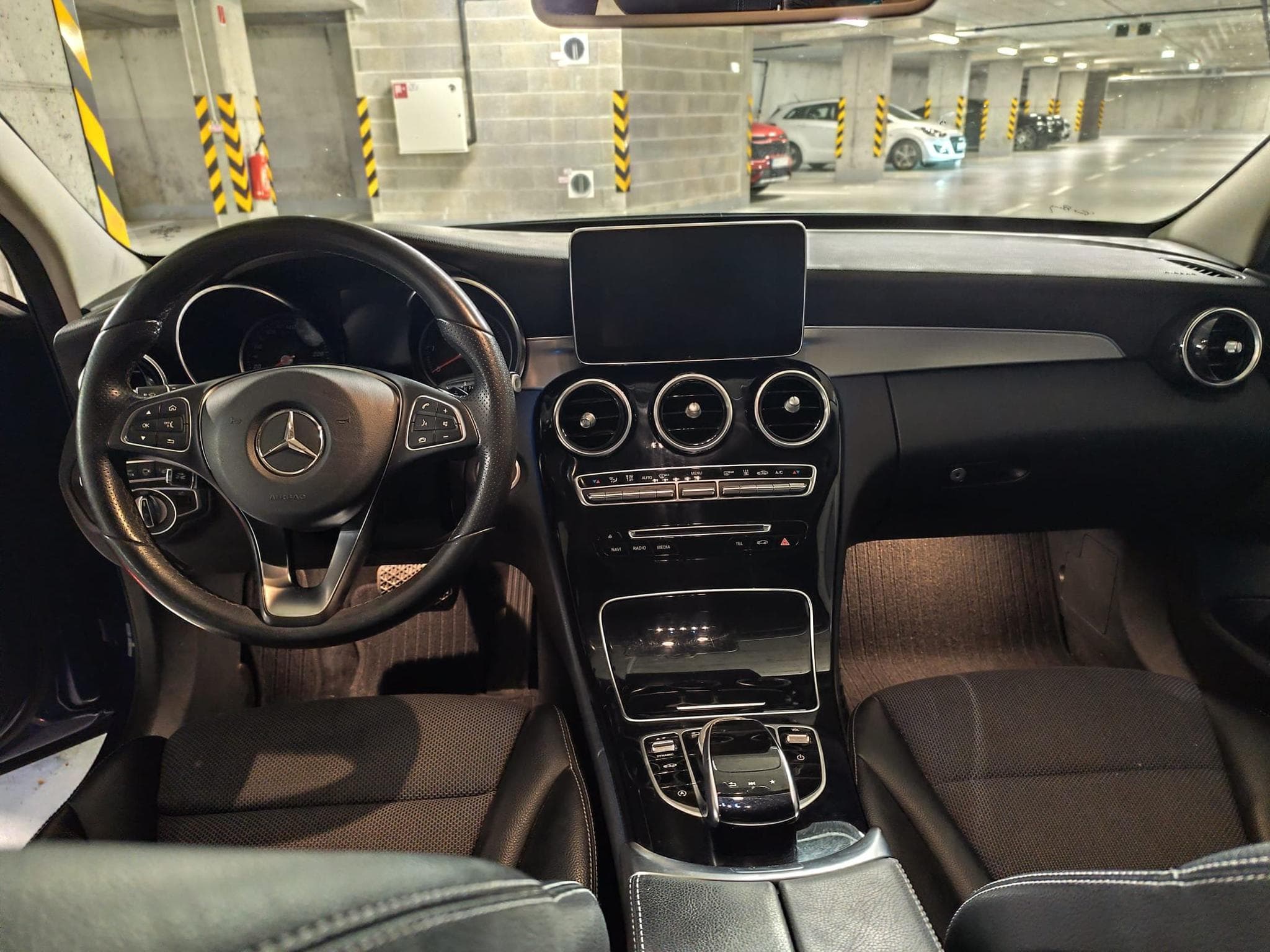 Mercedes C 220 (2016) - Photo 7