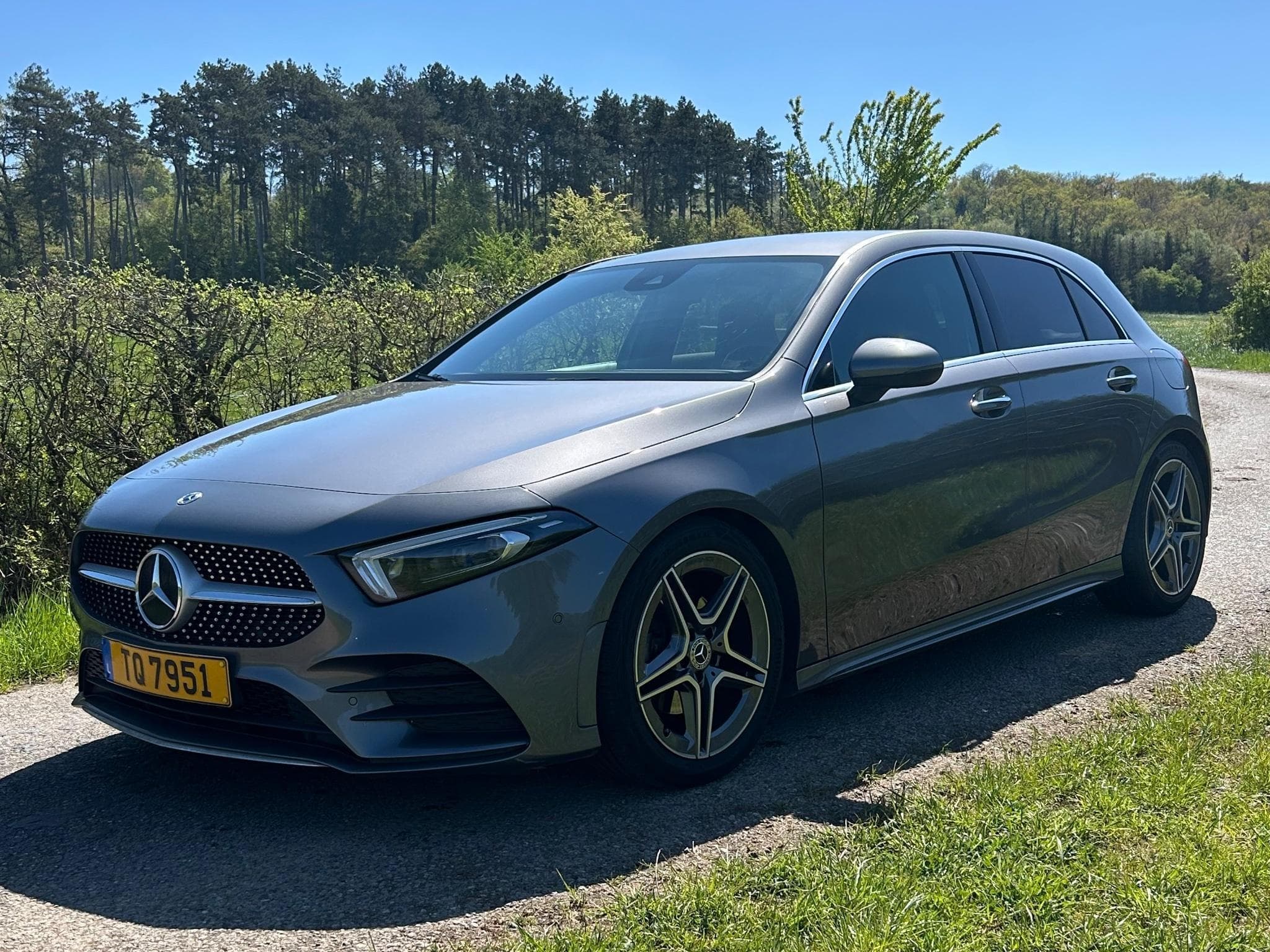 Mercedes A 200 d 4Matic AMG MBLED Keyl RFK Dist (2023) - Photo 1