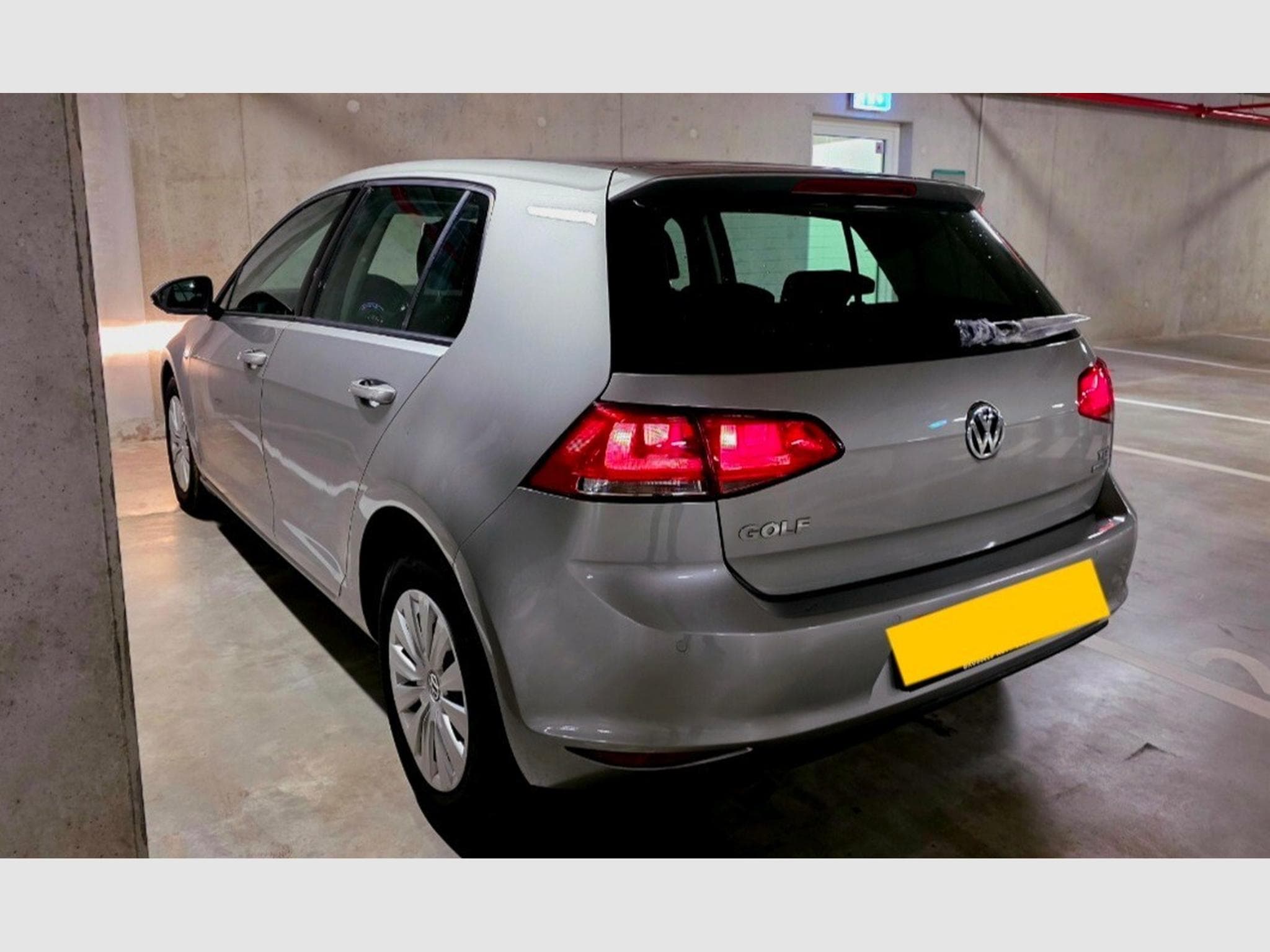 VW Golf 1.6 TDI (2013) - Photo 2