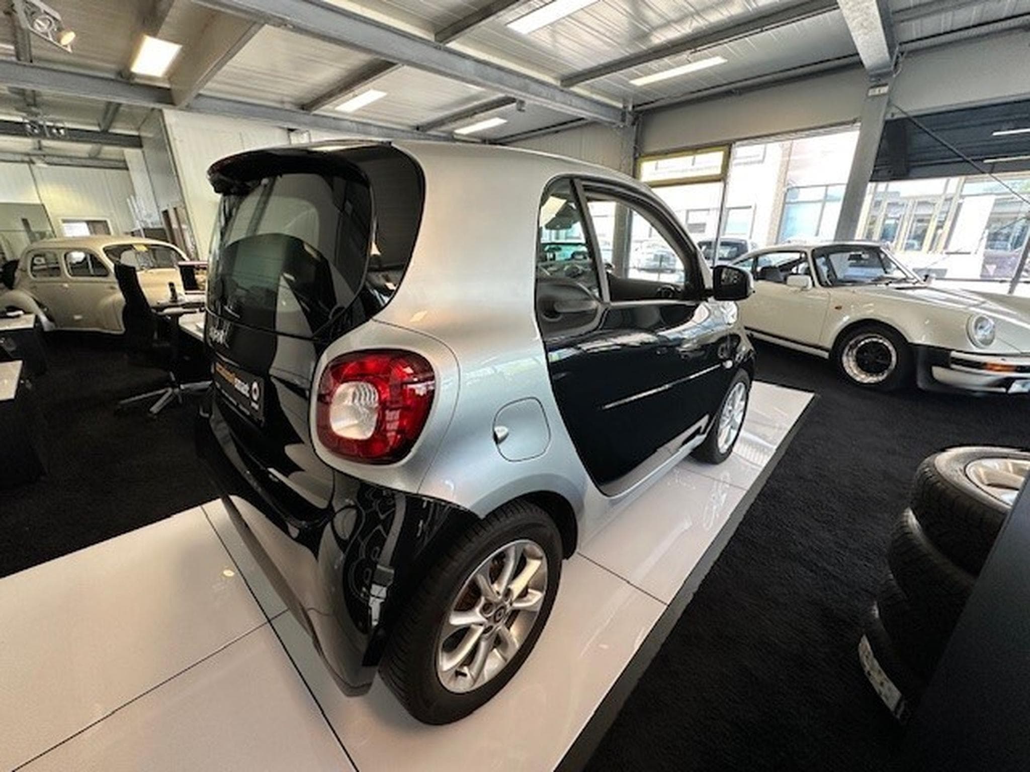 Smart Fortwo 66kw coupé passion twinamic (2016) - Photo 4