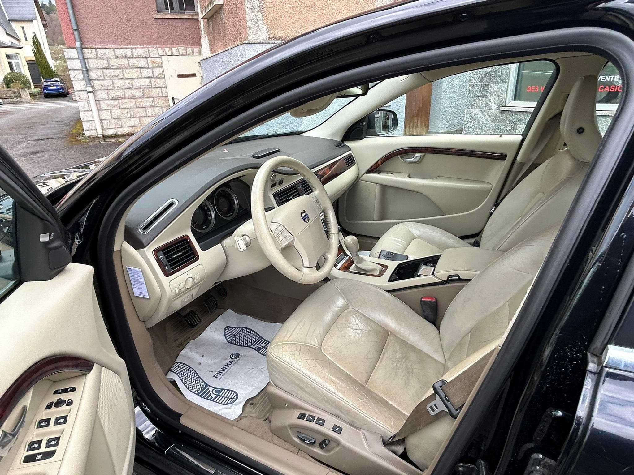 Volvo S80 D5 AWD -185 CV (2009) - Photo 10