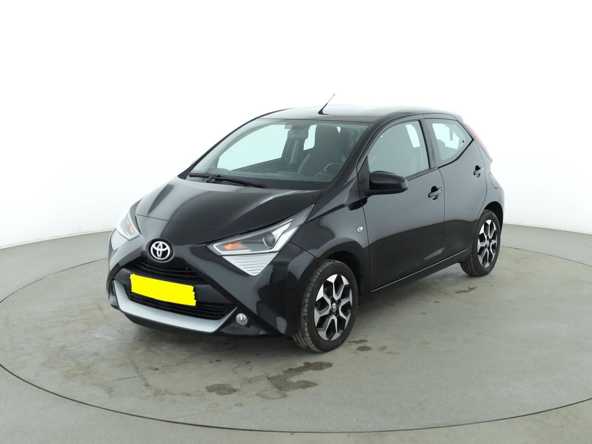 Toyota Aygo 5-Gang AutomatMultiMode Team Deutschland (2020) - Photo 1