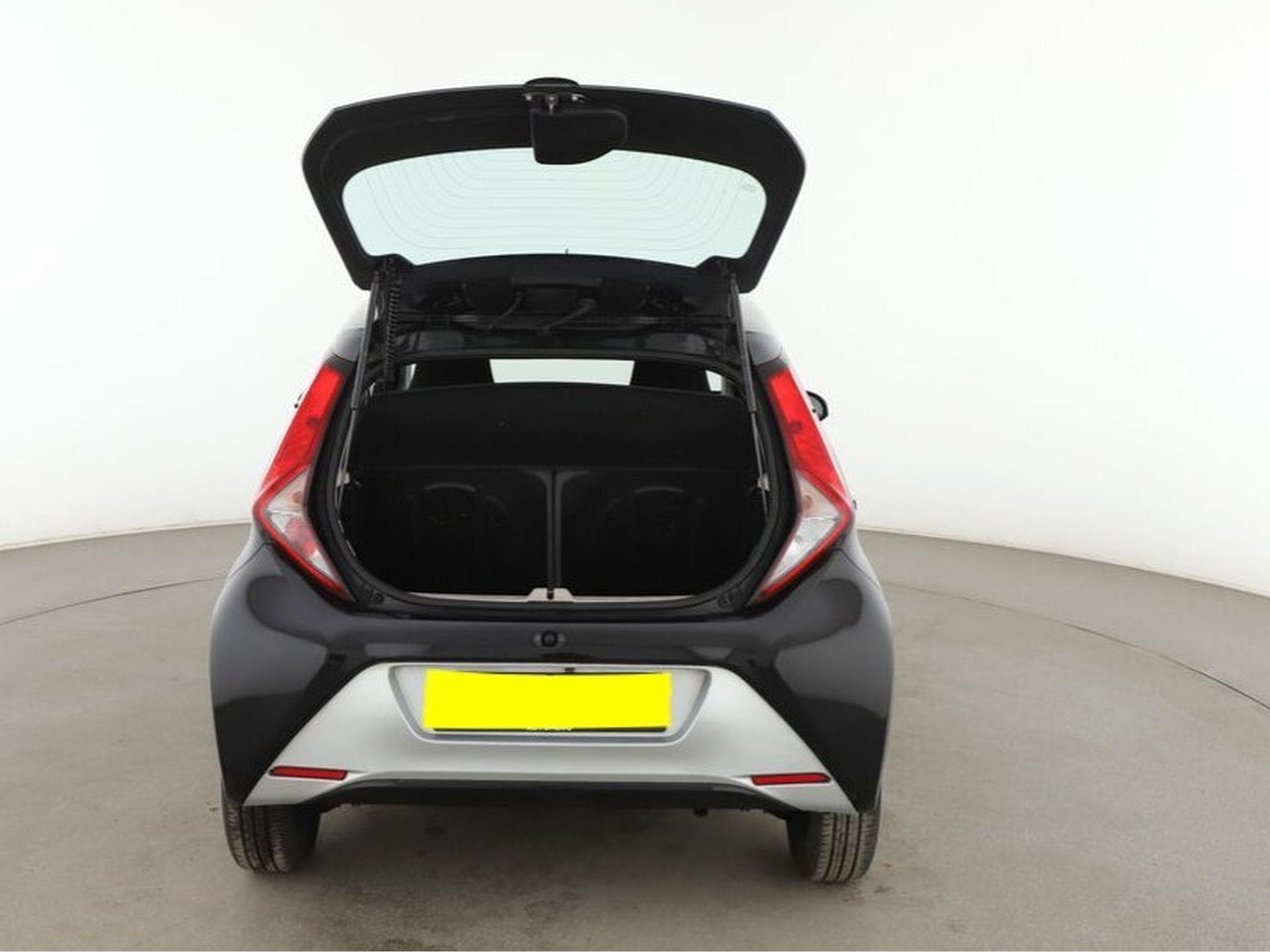 Toyota Aygo 5-Gang AutomatMultiMode Team Deutschland (2020) - Photo 6