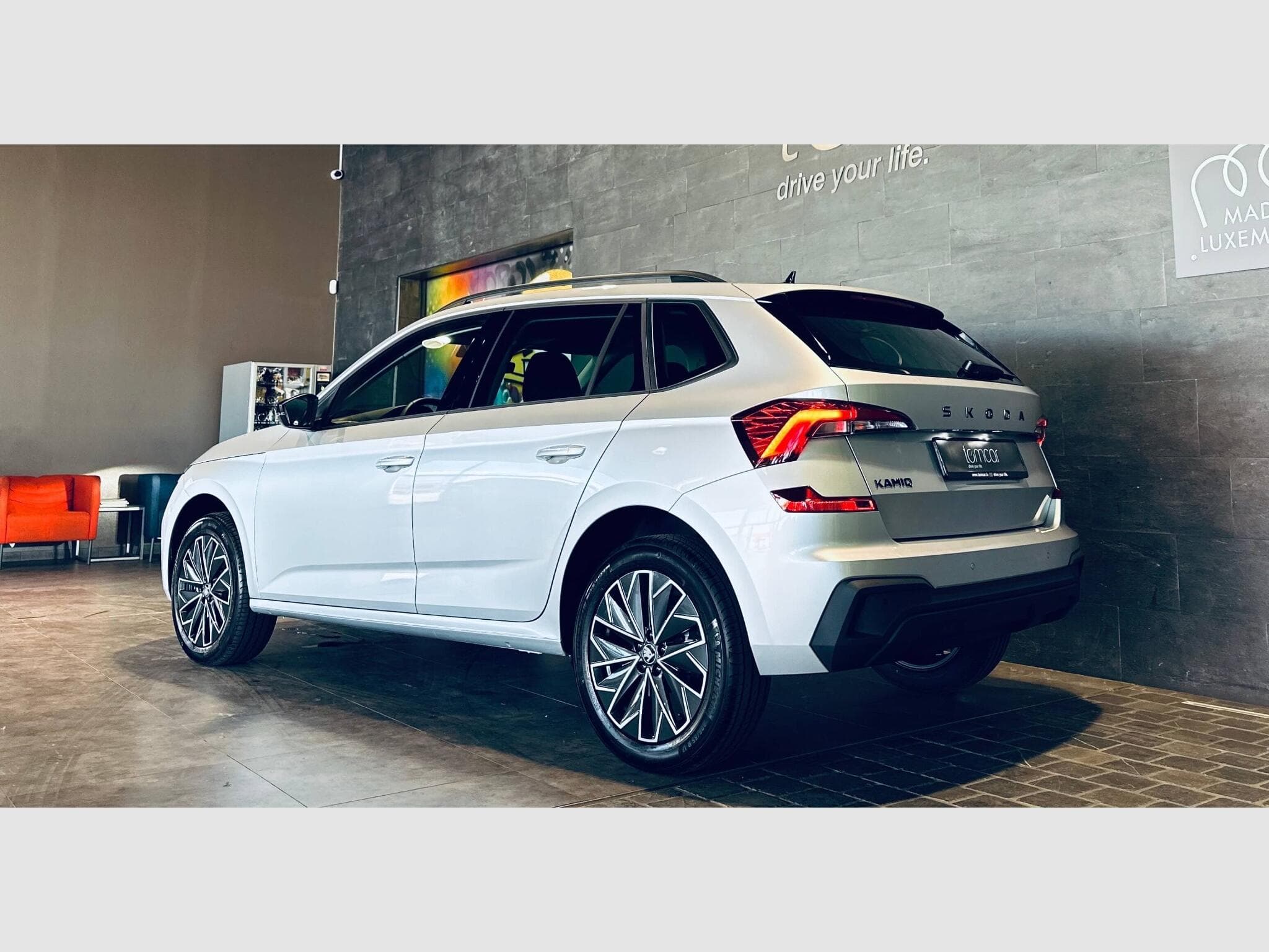 Skoda Kamiq KAMIQ SELECTION TSI DSG (2025) - Photo 4