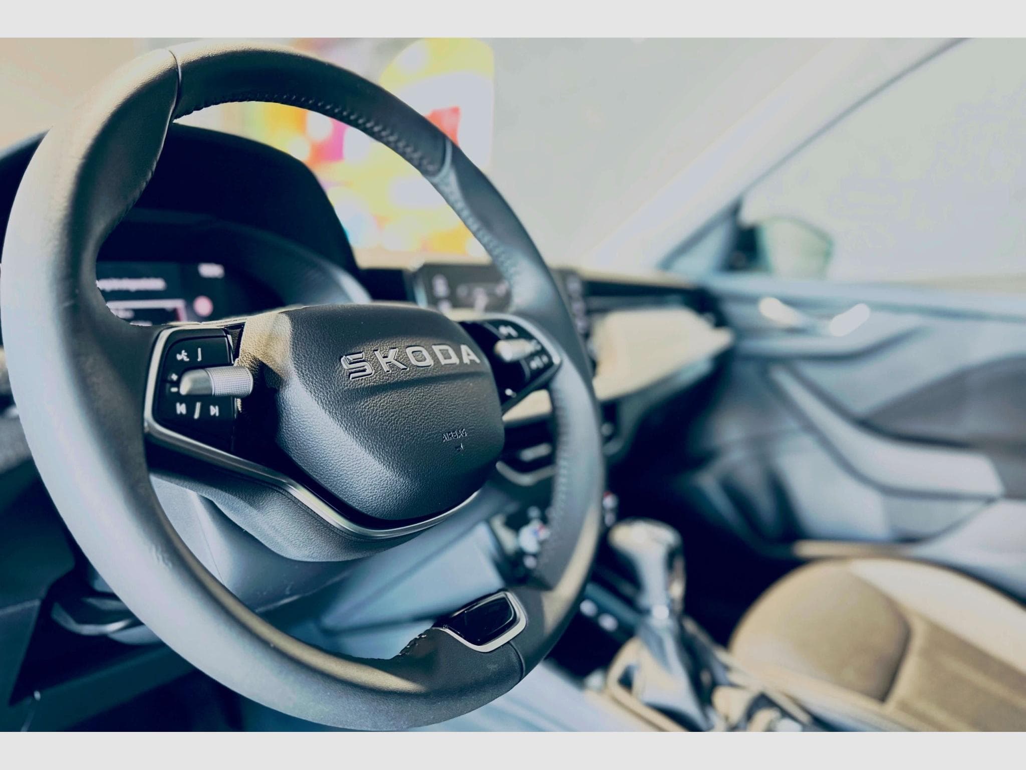 Skoda Kamiq KAMIQ SELECTION TSI DSG (2025) - Photo 9