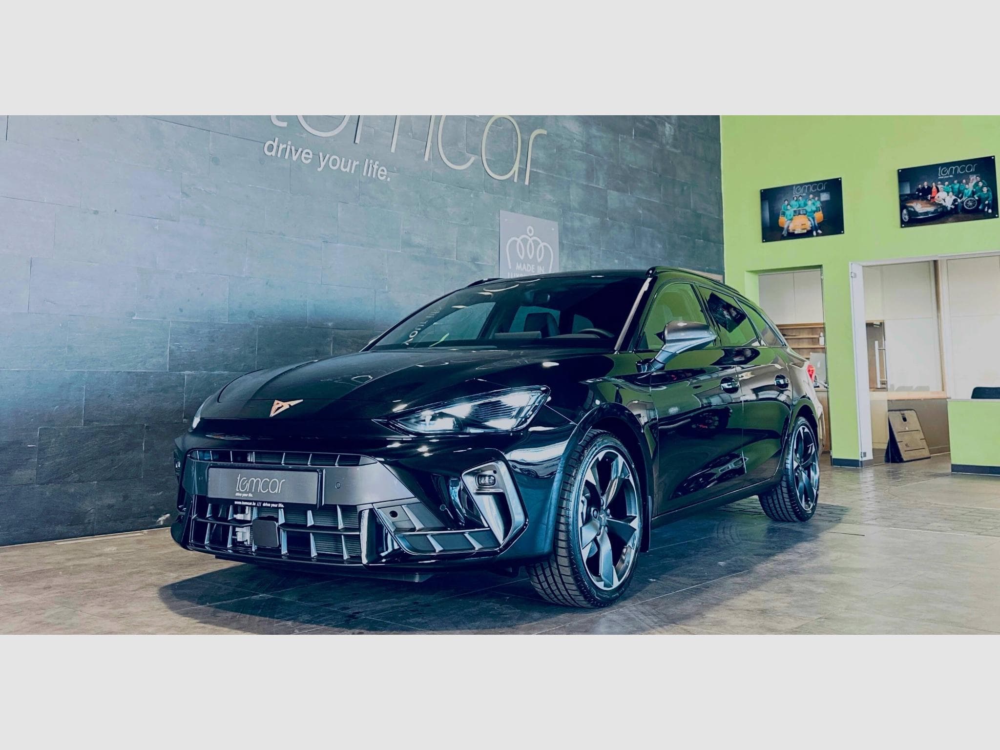 Cupra Leon LEON SPORTSTOURER eTSI DSG (2026) - Photo 2