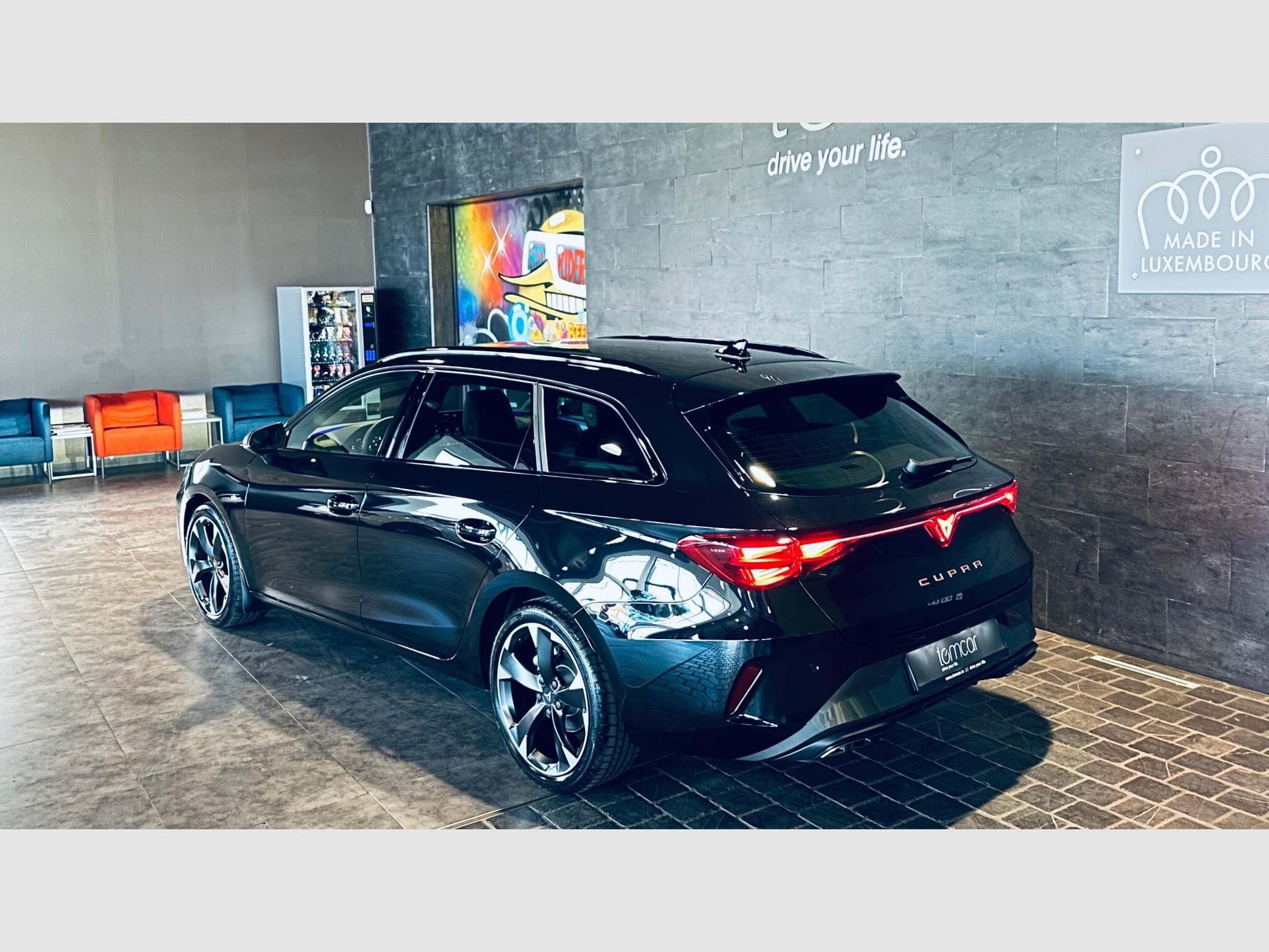 Cupra Leon LEON SPORTSTOURER eTSI DSG (2026) - Photo 5