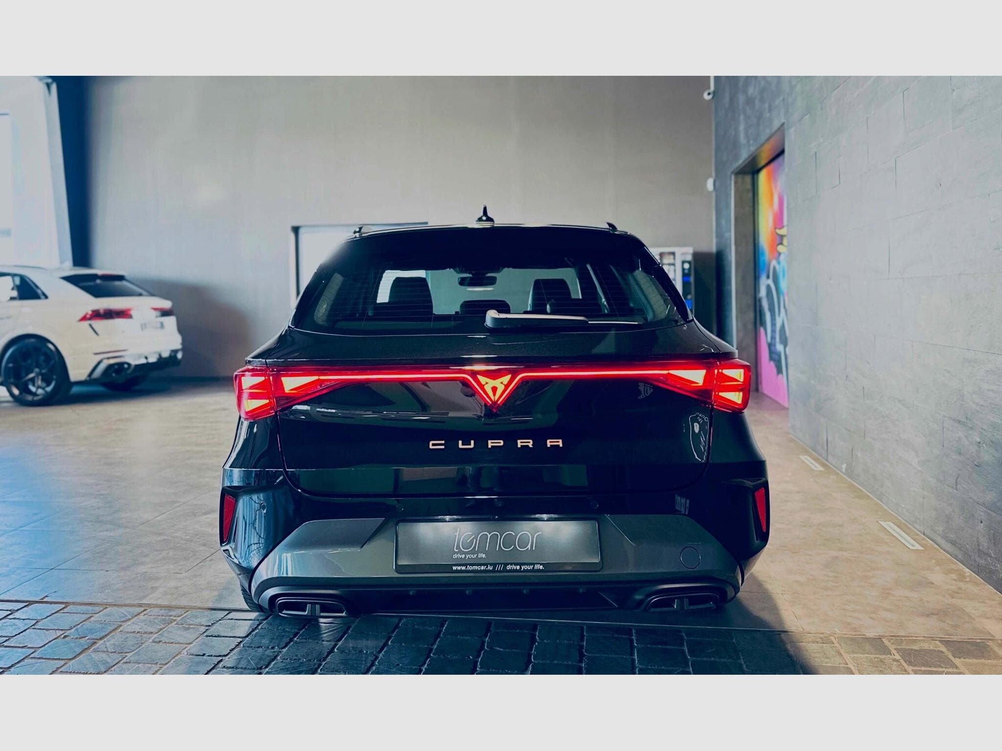 Cupra Leon LEON SPORTSTOURER eTSI DSG (2026) - Photo 6