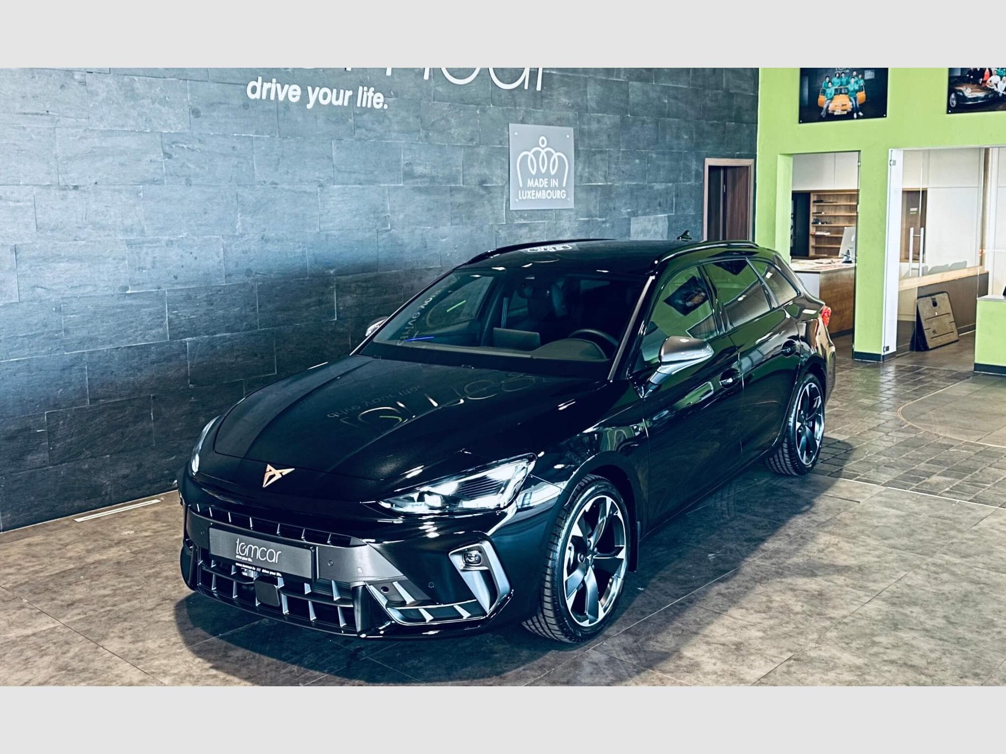 Cupra Leon LEON SPORTSTOURER eTSI DSG (2026) - Photo 3