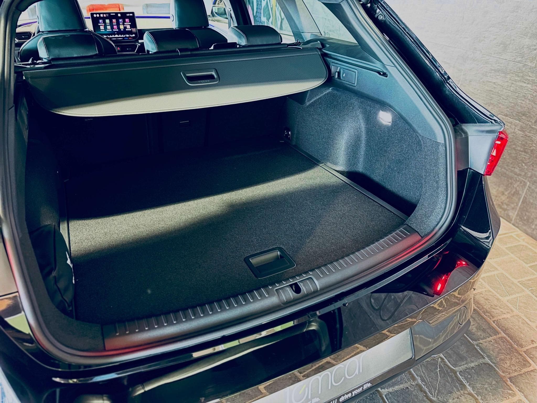 Cupra Leon LEON SPORTSTOURER eTSI DSG (2026) - Photo 15