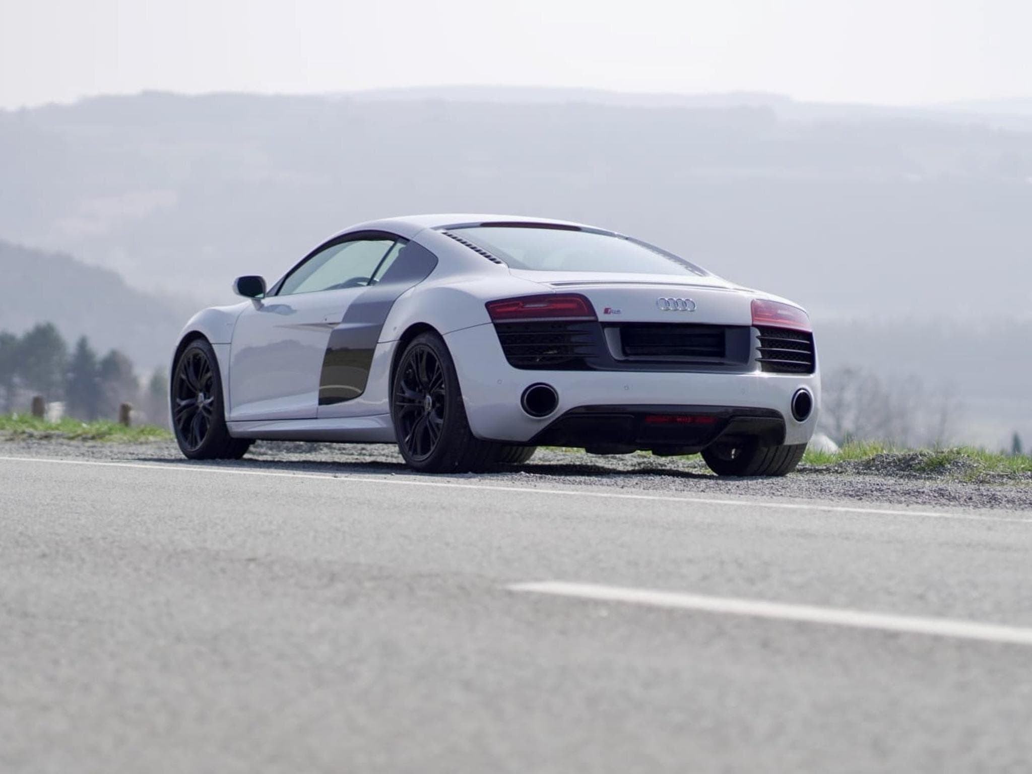 Audi R8 V10 Coupe | Schalter | Facelift | Carbon (2013) - Photo 3