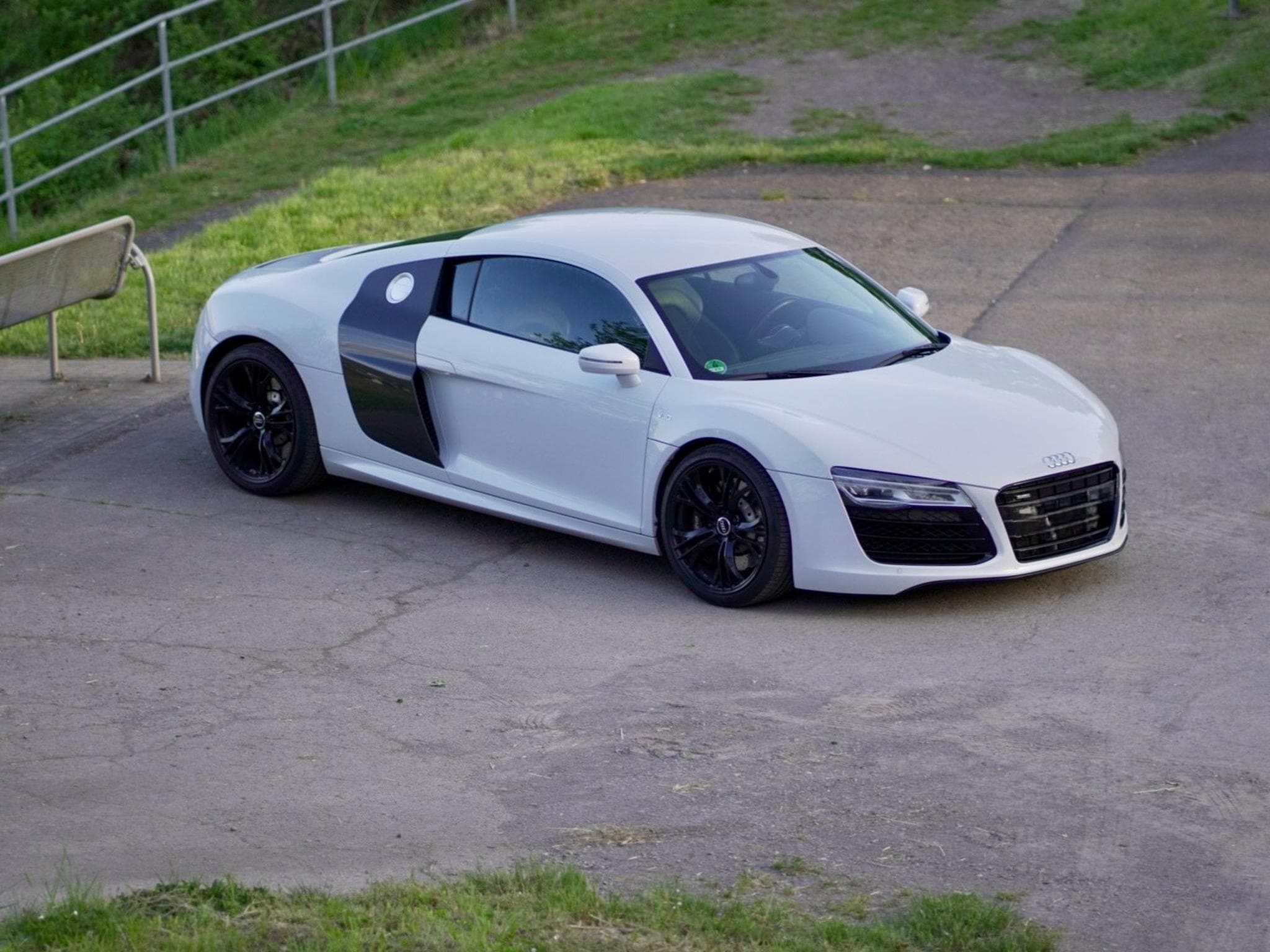 Audi R8 V10 Coupe | Schalter | Facelift | Carbon (2013) - Photo 5