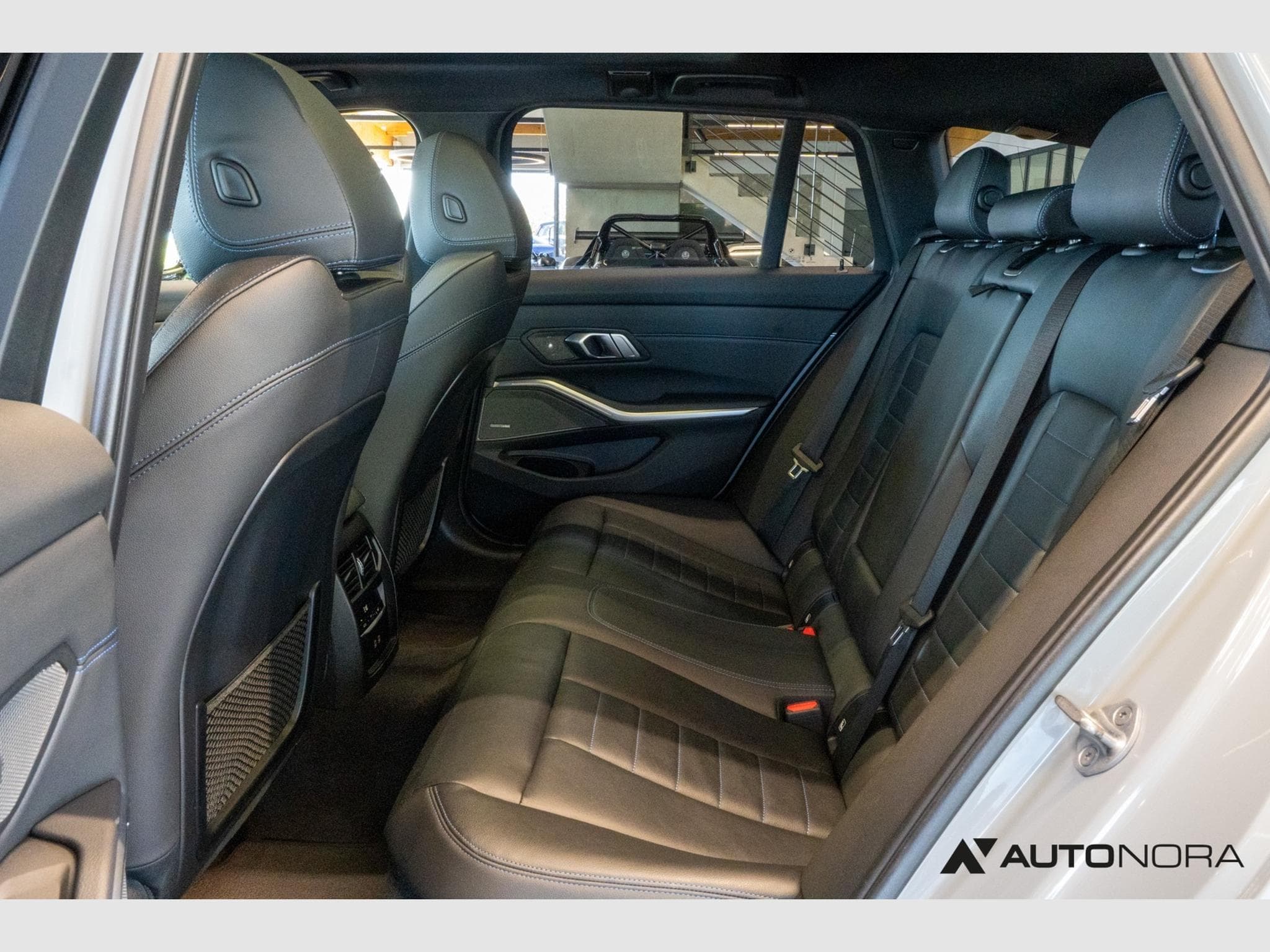 BMW M340 M340i xDrive touring (2023) - Photo 14