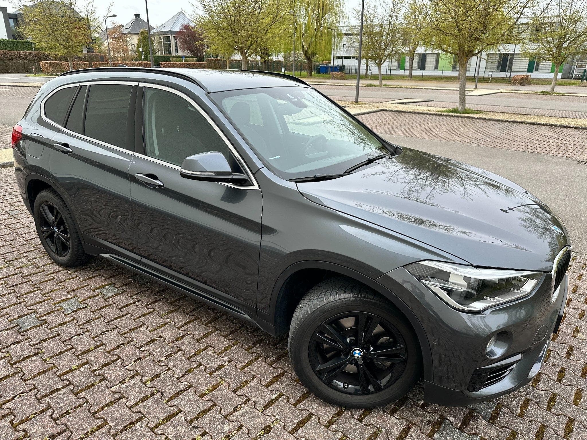 BMW X1 sDrive 2.0 XLine (2019) - Photo 12
