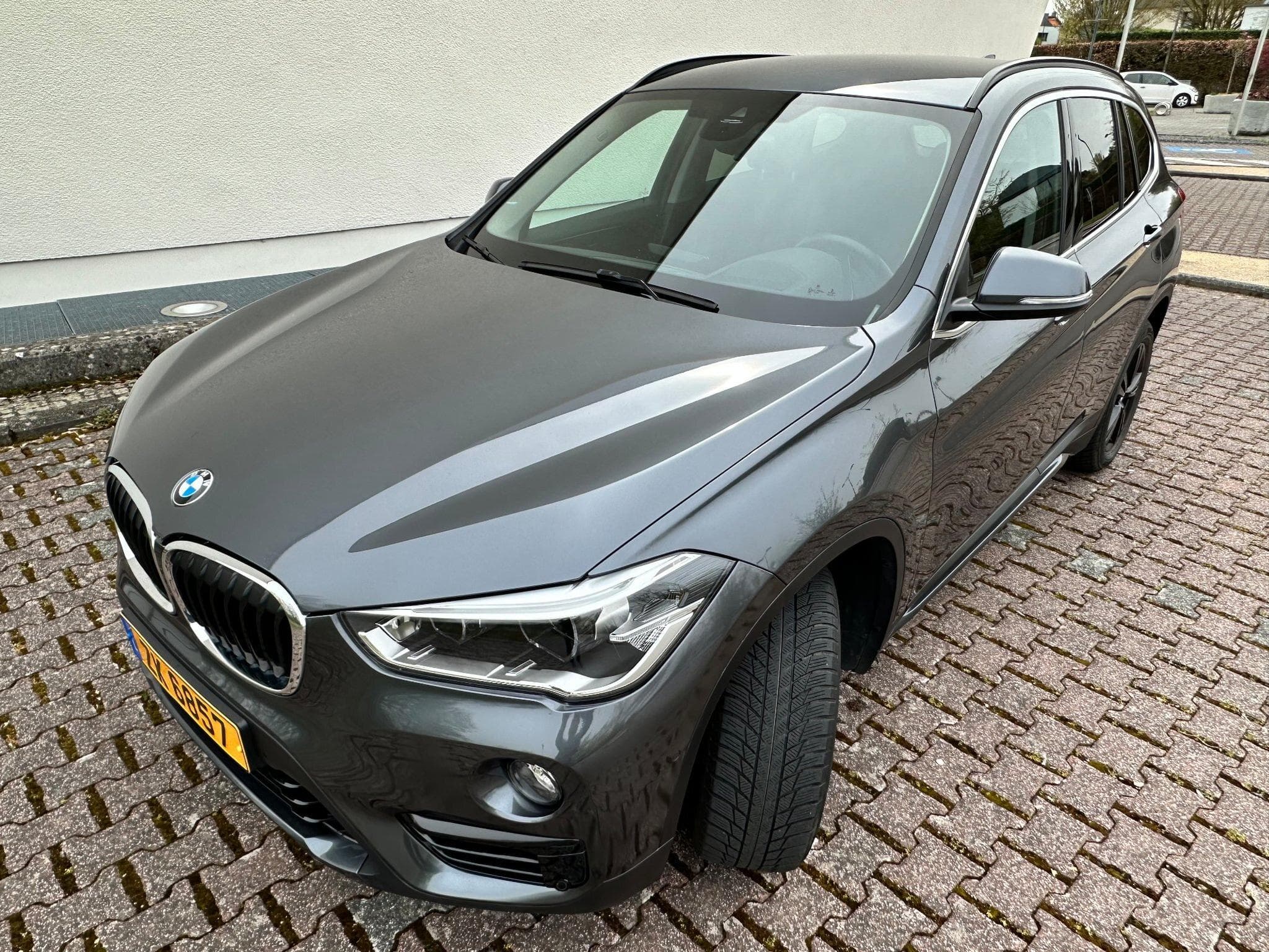BMW X1 sDrive 2.0 XLine (2019) - Photo 15
