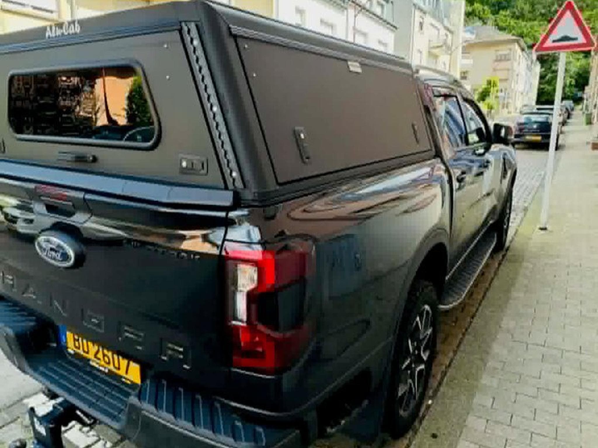 Ford Ranger Wildtrak (2024) - Photo 2