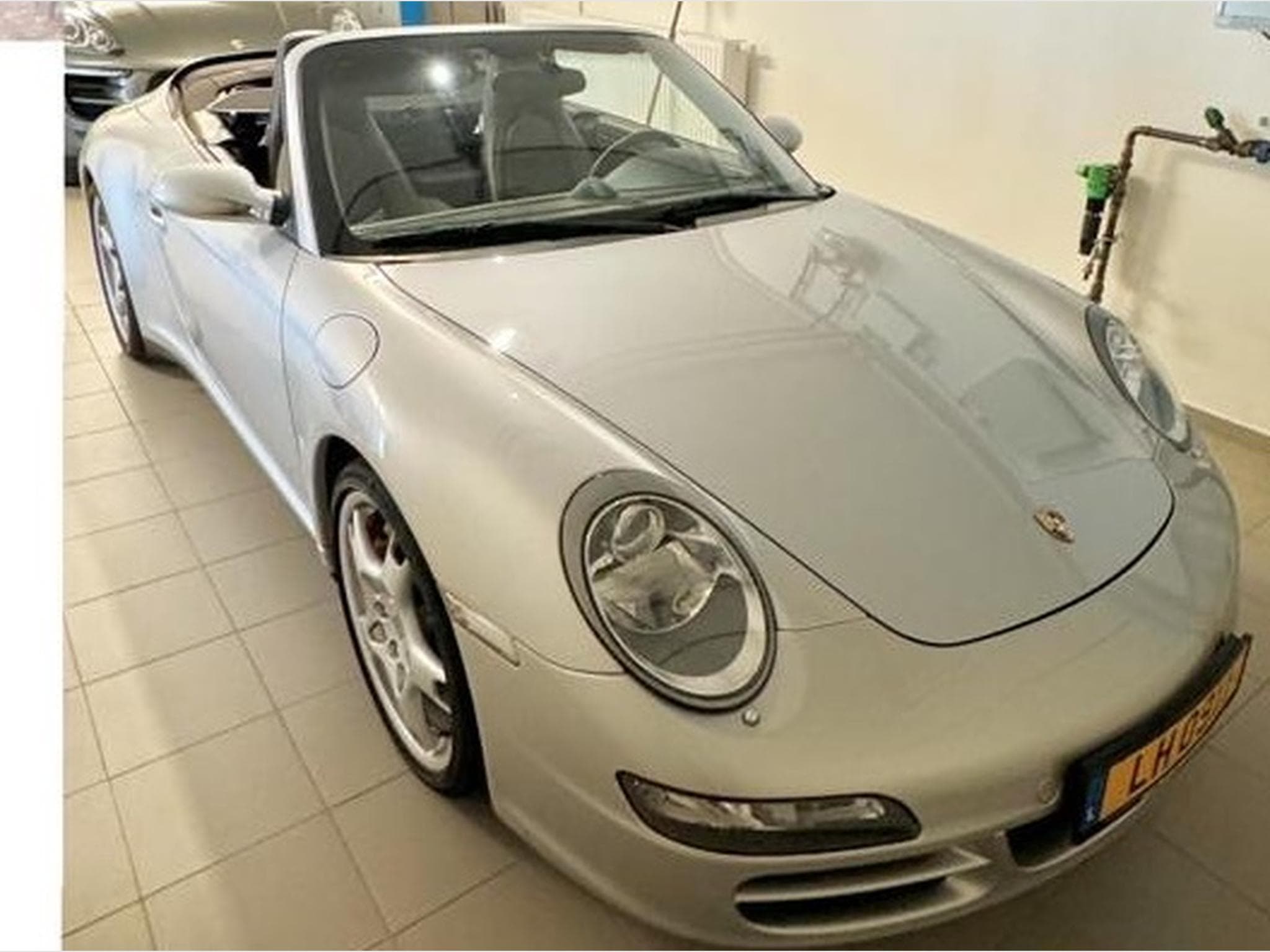 Porsche 911 4S Cabriolet (2006) - Foto 1