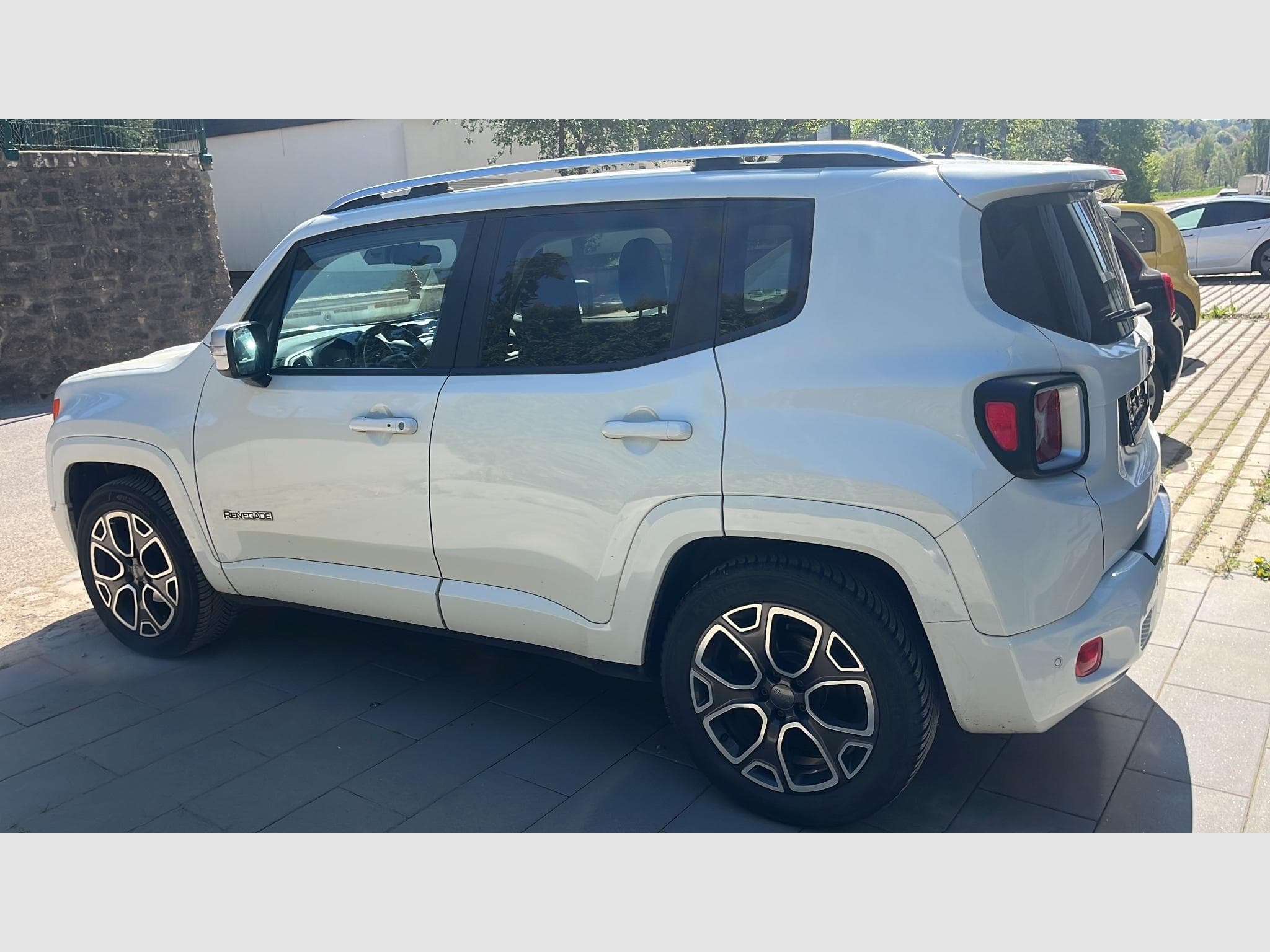 Jeep Renegade 1.6 jtd 120 (2015) - Photo 4