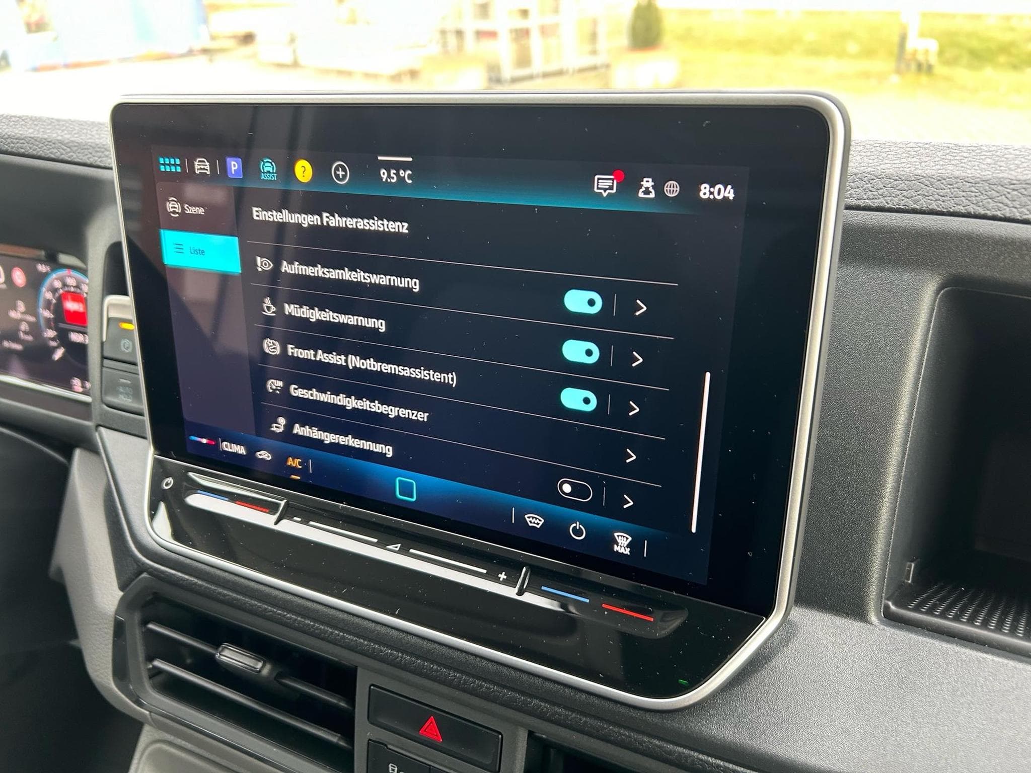 VW Crafter 30 2.0 TDI (2026) - Foto 11