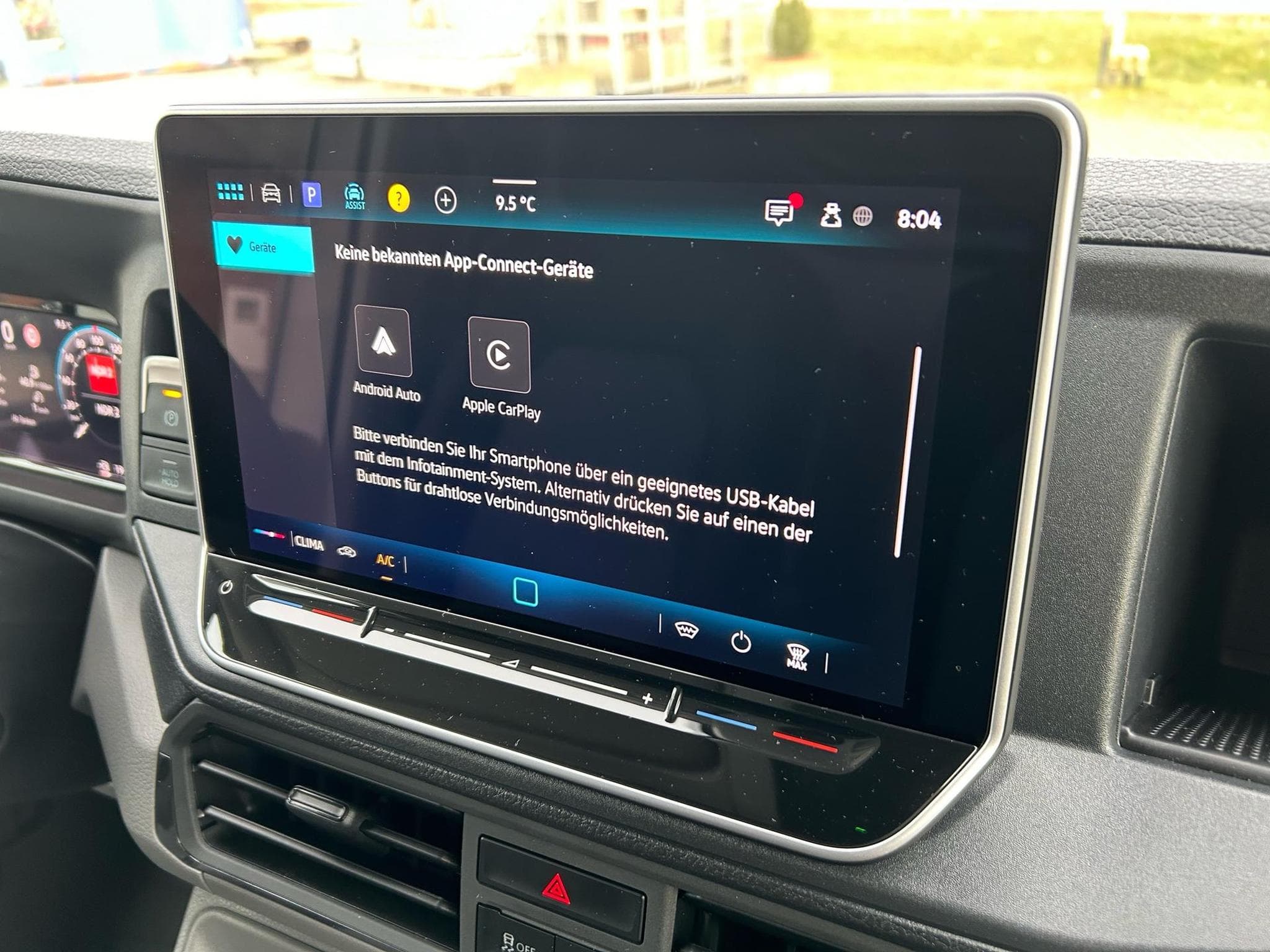 VW Crafter 30 2.0 TDI (2026) - Foto 13