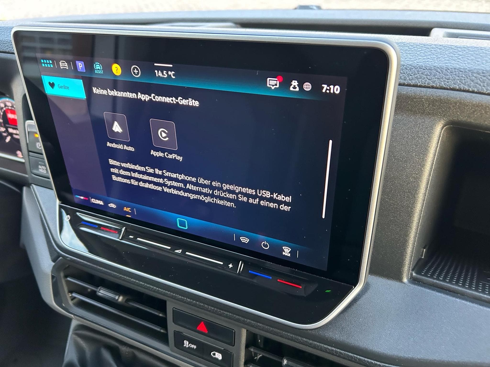 VW Crafter 30 2.0 TDI (2026) - Foto 11