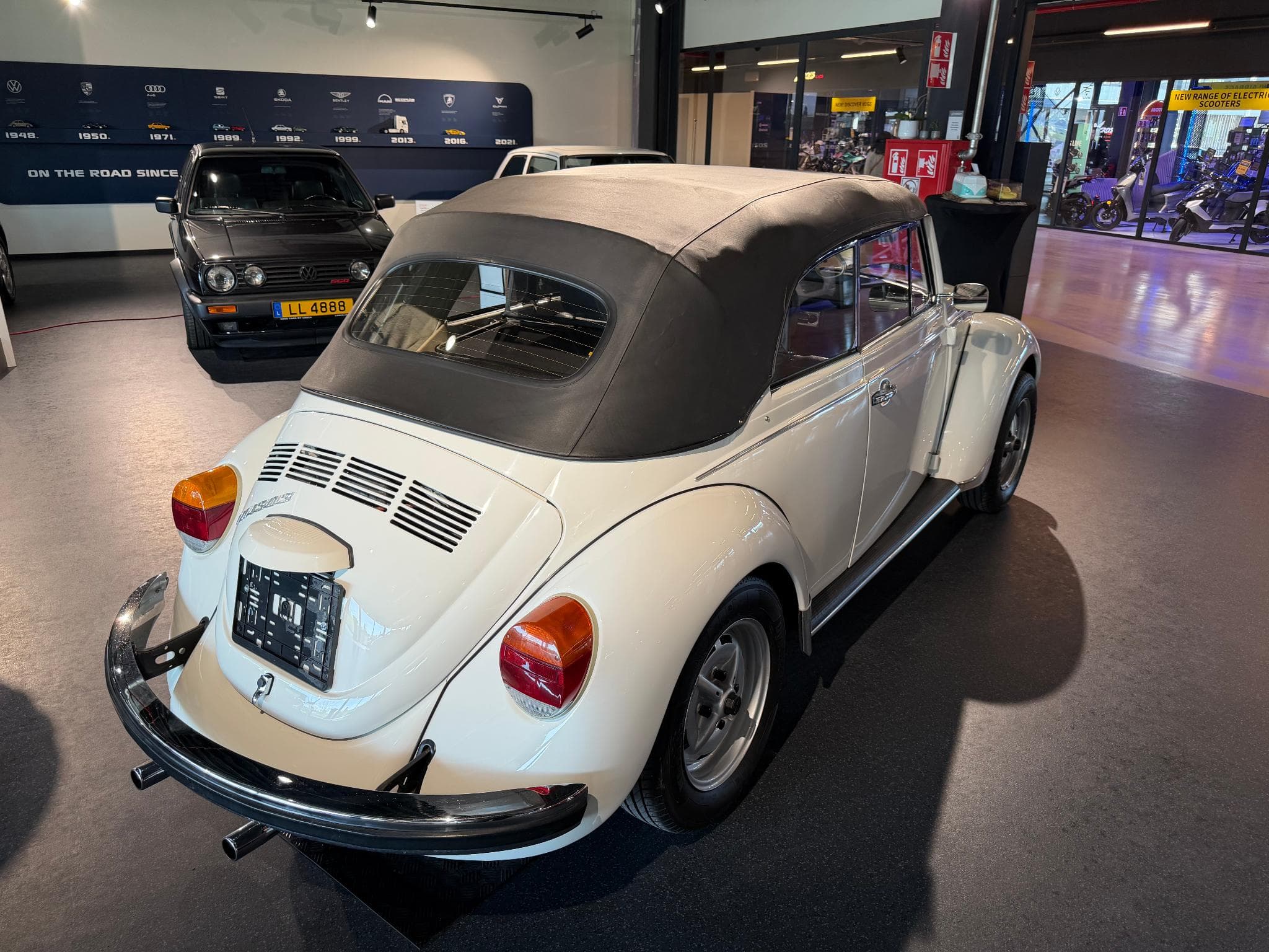 VW Coccinelle 1303 LS 1.6 (1979) - Foto 11