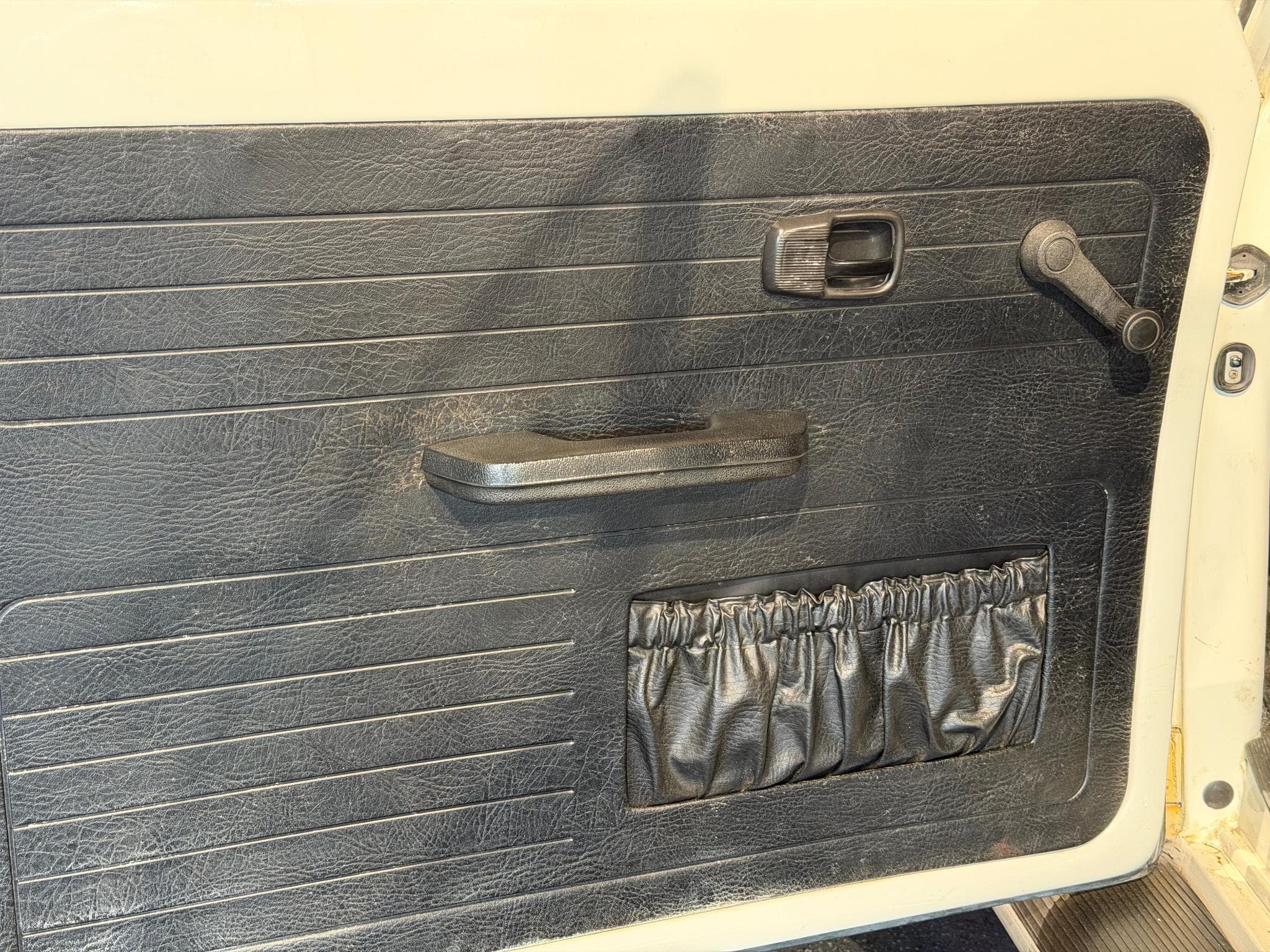 VW Coccinelle 1303 LS 1.6 (1979) - Foto 23