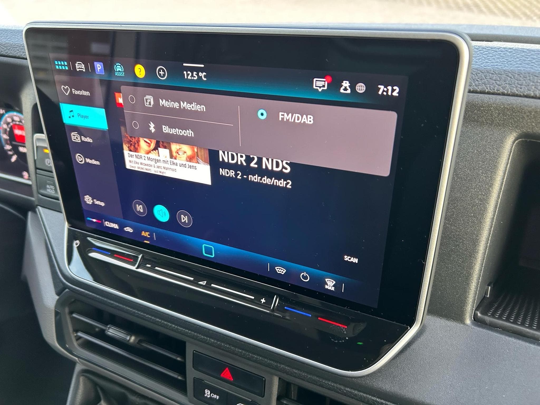 VW Crafter 30 2.0 TDI (2026) - Foto 14