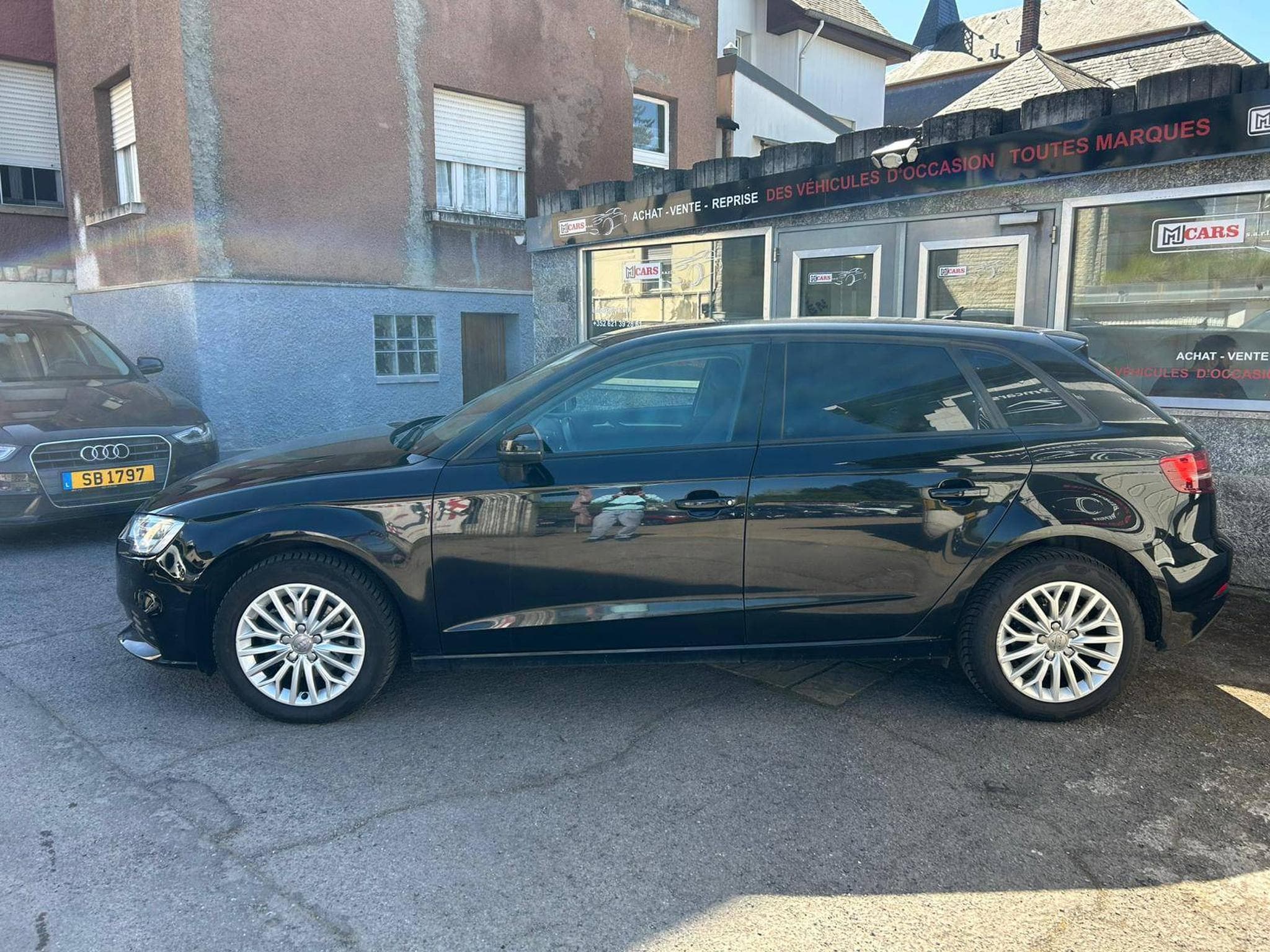 Audi A3 1.6 TDI 110CV SPORTBACK (2016) - Photo 3