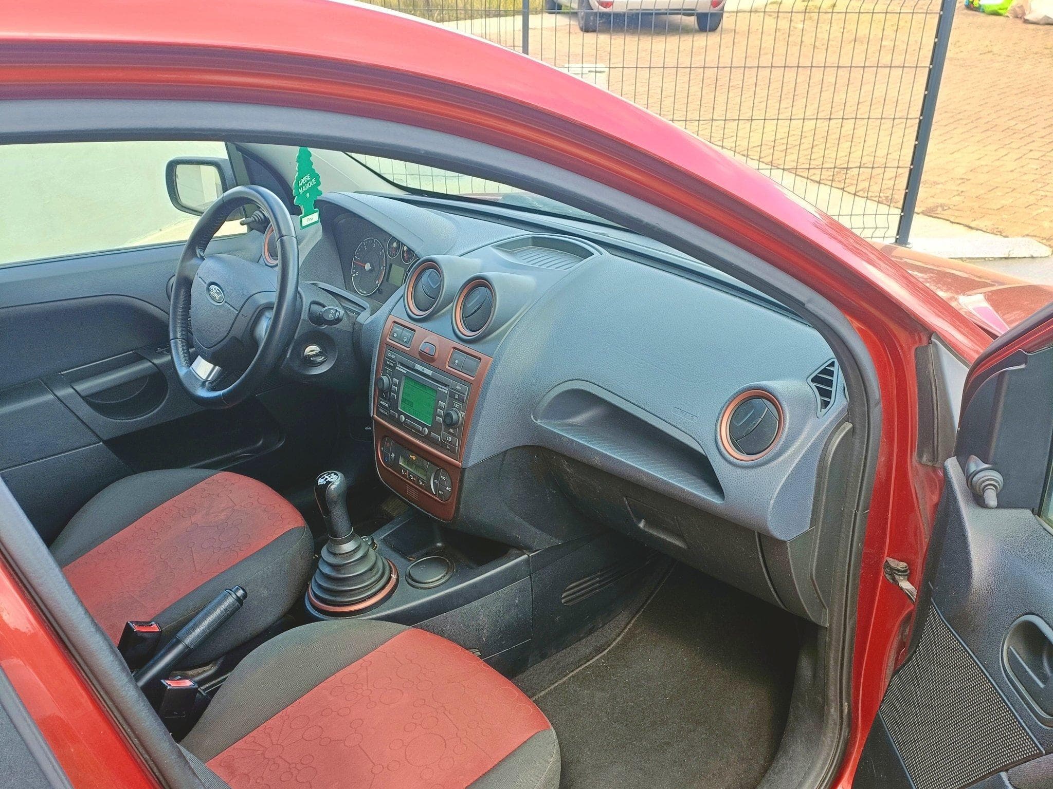 Ford Fiesta Trend (2007) - Foto 3