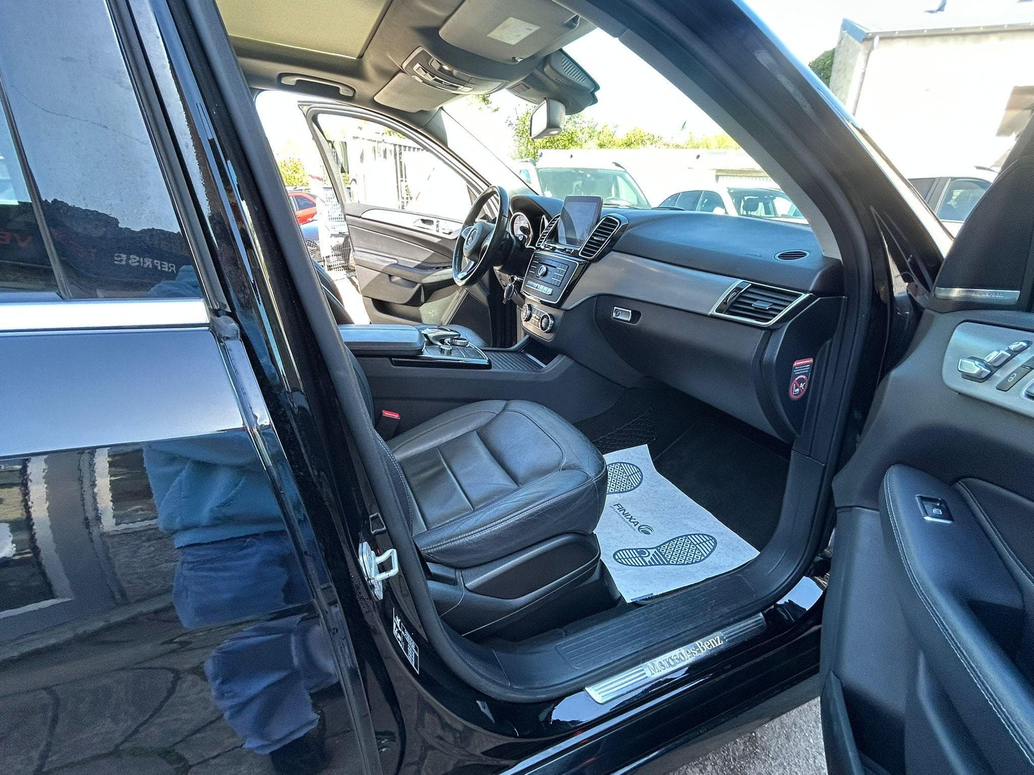 Mercedes GLE 250 CDI 9G-TRONIC PACK AMG PANORAMA (2017) - Photo 9