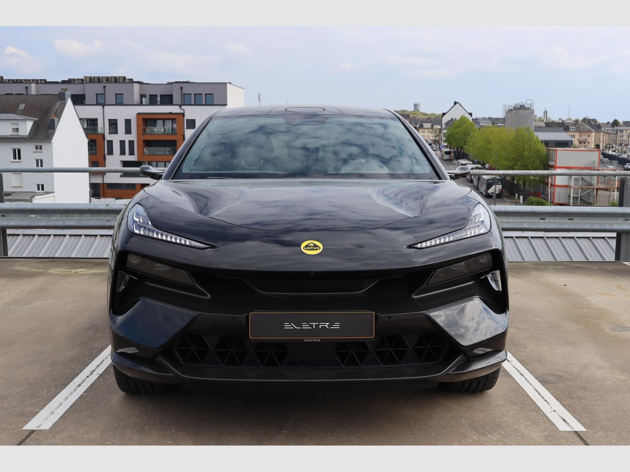 Lotus Eletre R (2024) - Foto 2