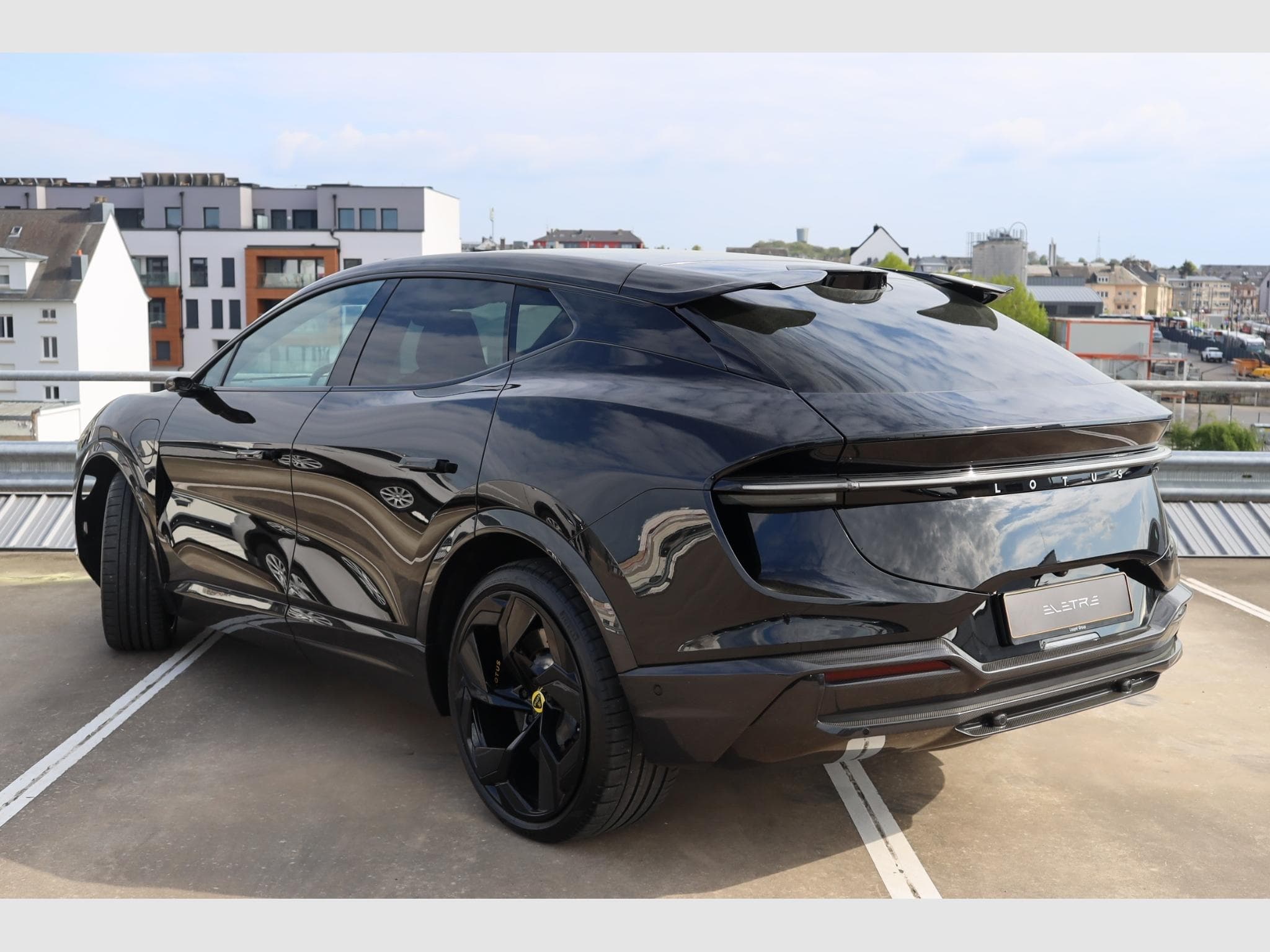 Lotus Eletre R (2024) - Foto 4