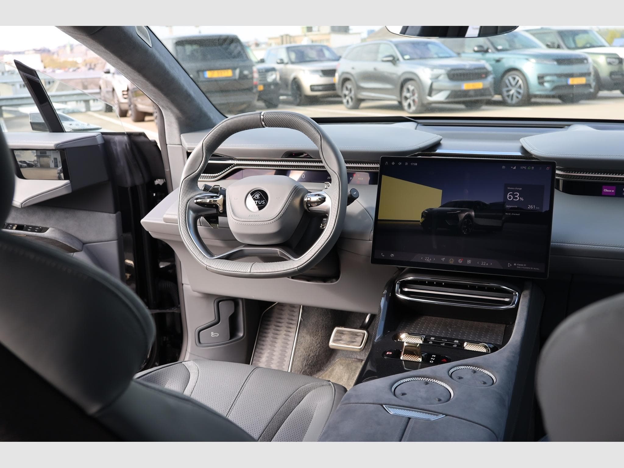 Lotus Eletre R (2024) - Foto 5