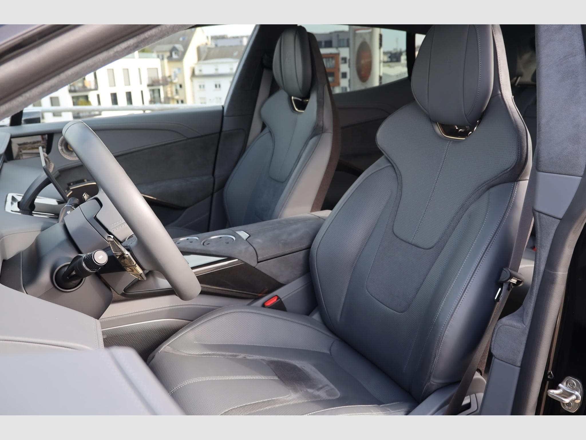 Lotus Eletre R (2024) - Foto 7